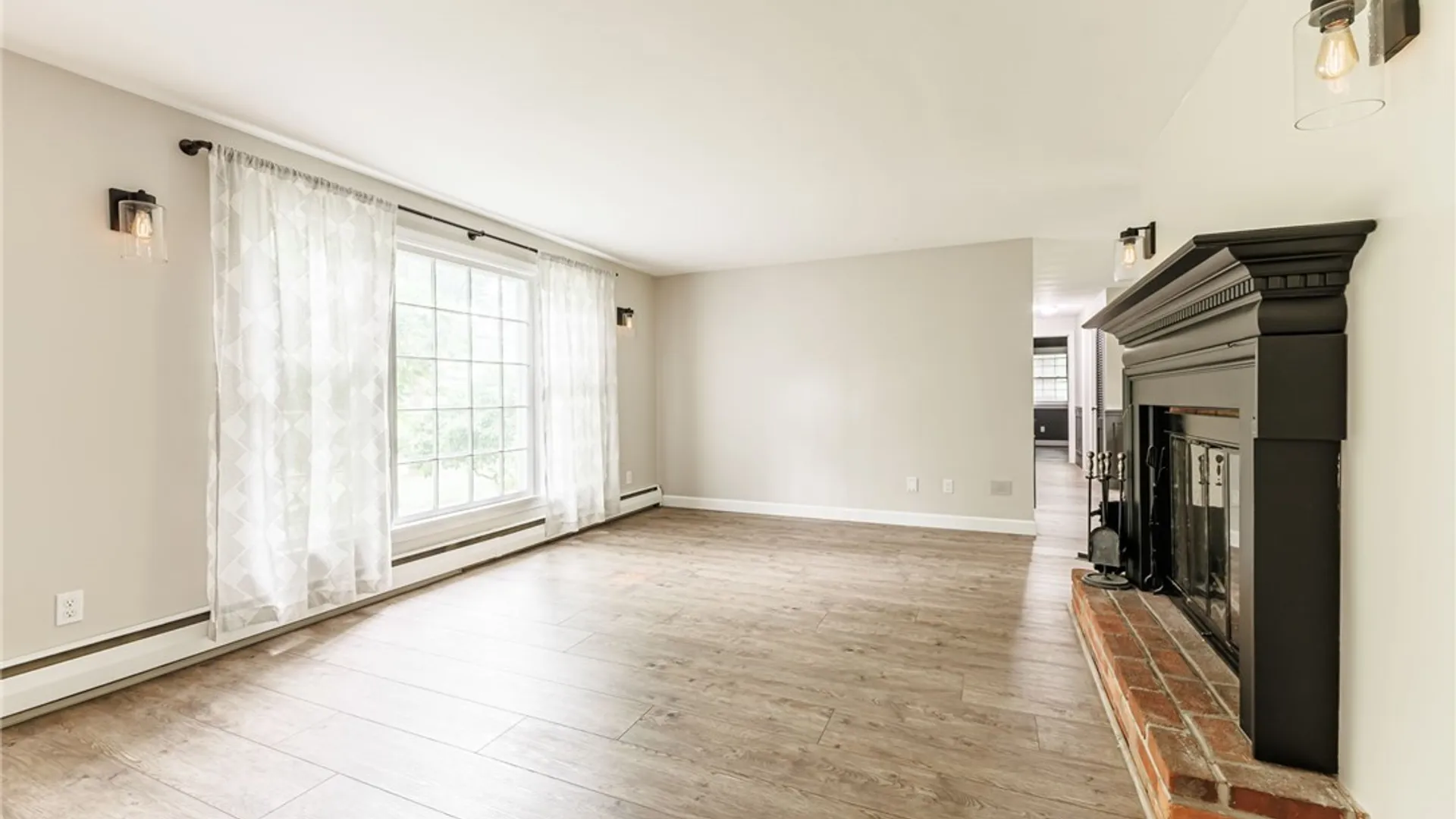 Property at 45 Shire Oaks Drive, Pittsford, NY 14534 10