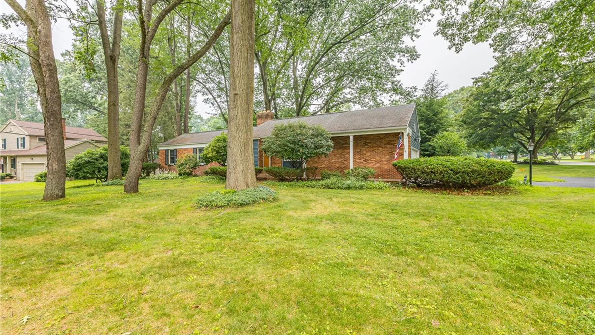 Property at 45 Shire Oaks Drive, Pittsford, NY 14534 2