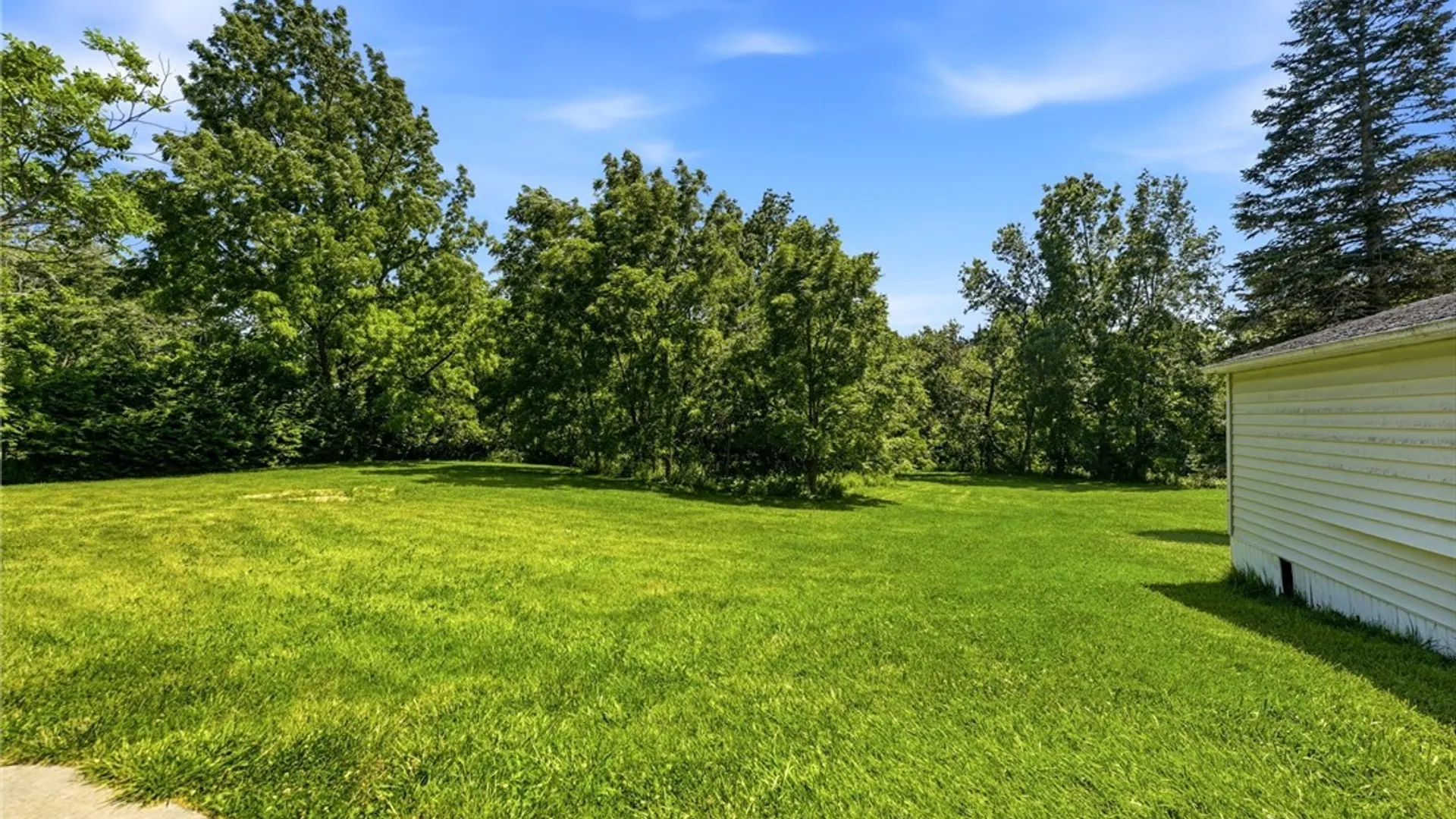 Property at 5778 Tonawanda Creek Road, Pendleton, NY 14094 8