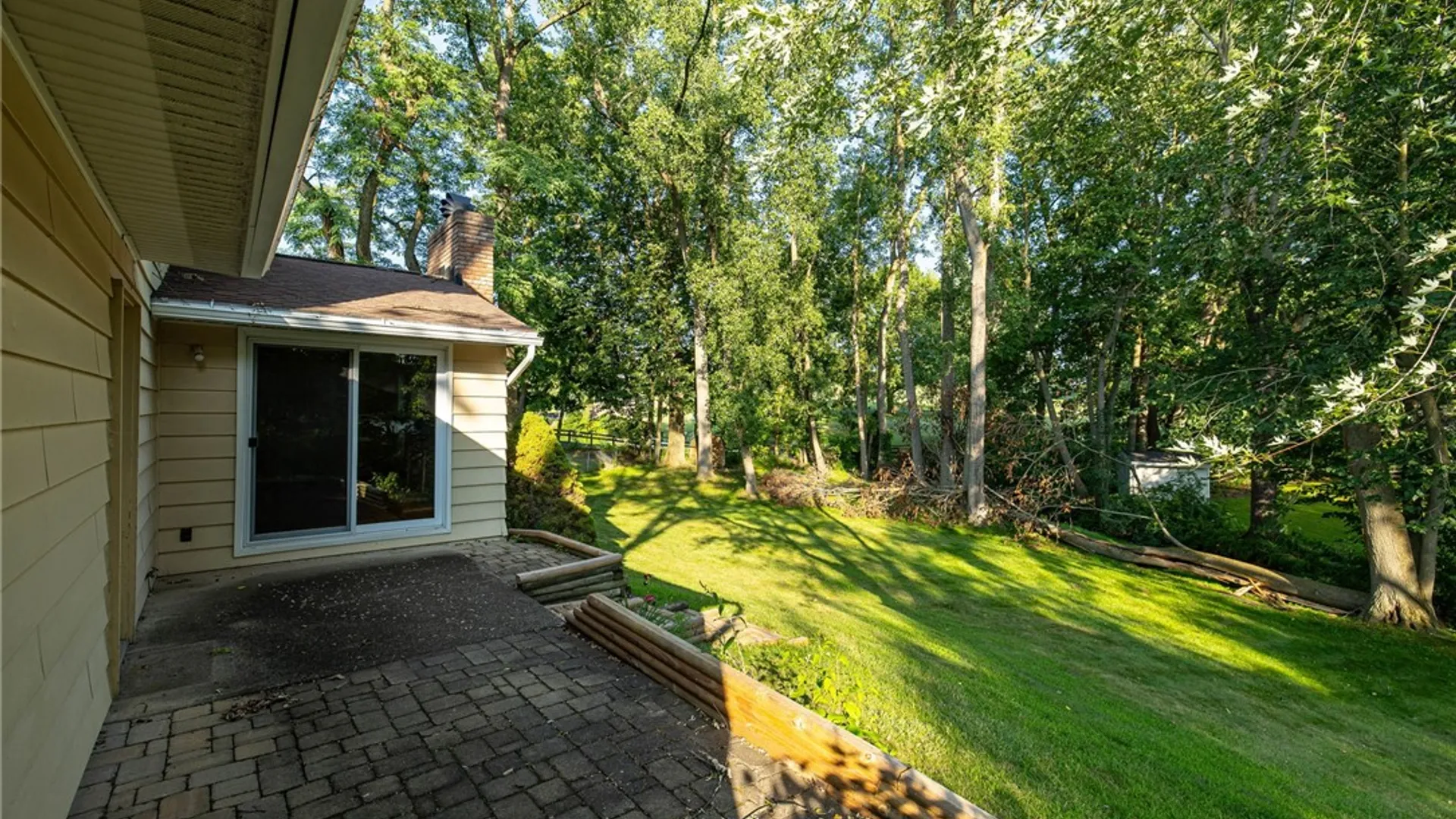 Property at 20 Brooktree Drive, Perinton, NY 14526 23