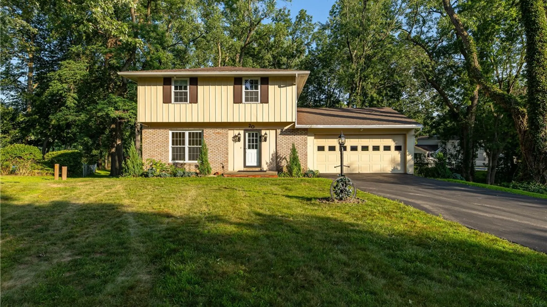 Property at 20 Brooktree Drive, Perinton, NY 14526 37