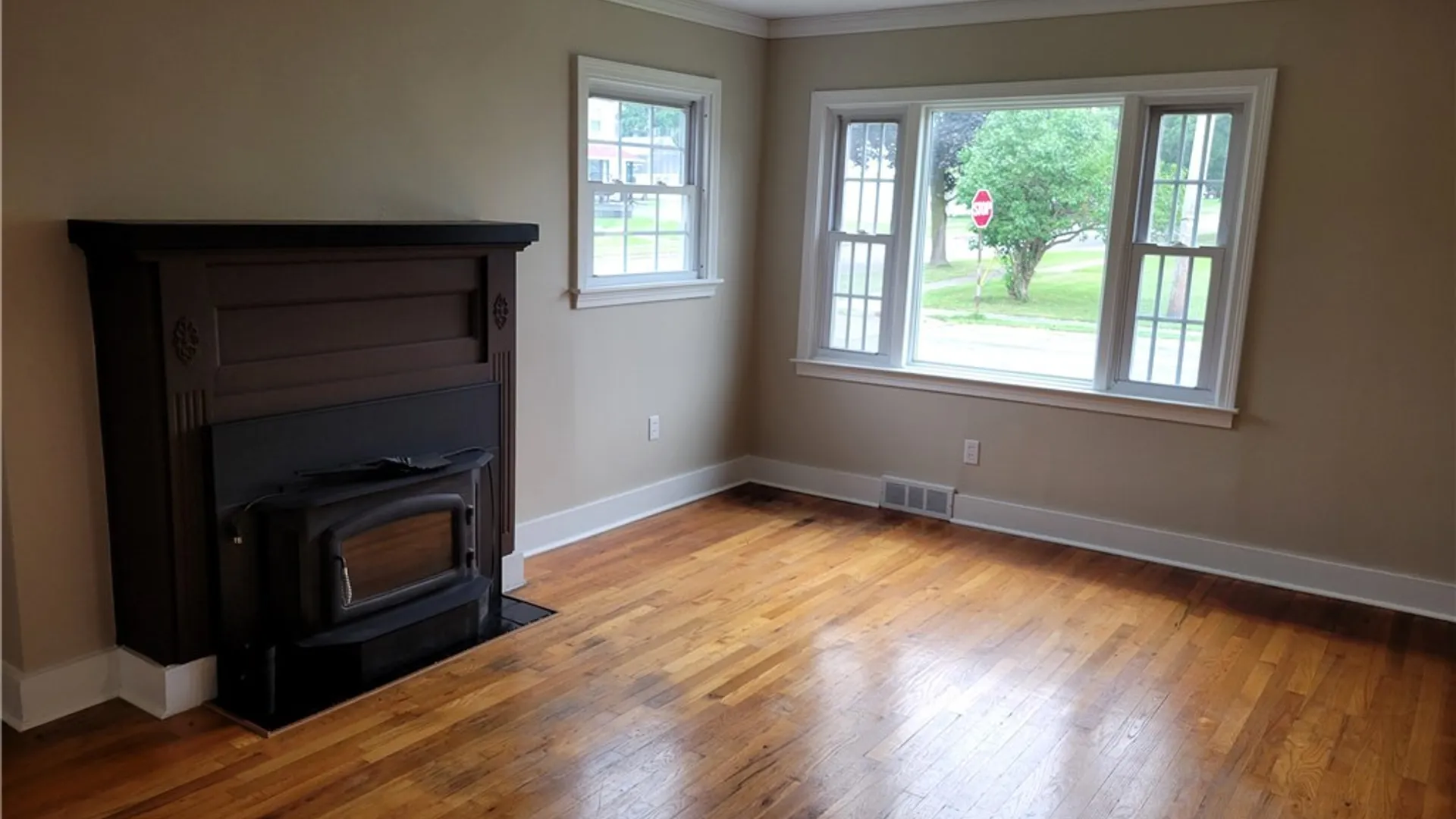 Property at 26 Standart Avenue, Auburn, NY 13021 14
