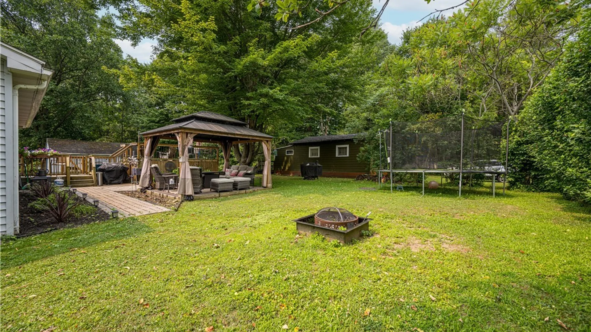 Property at 9658 Oakland Street, Evans, NY 14006 30