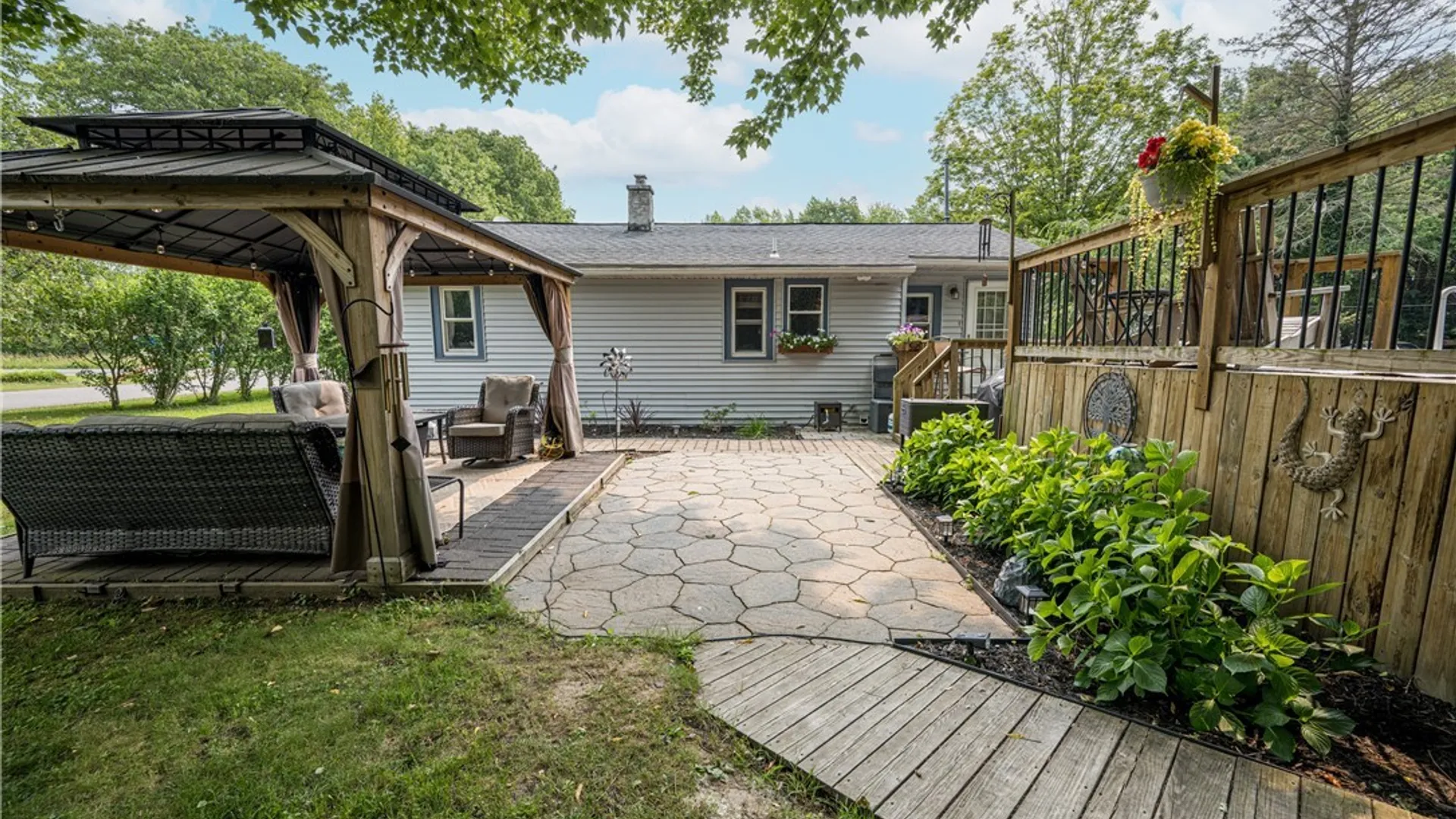 Property at 9658 Oakland Street, Evans, NY 14006 34