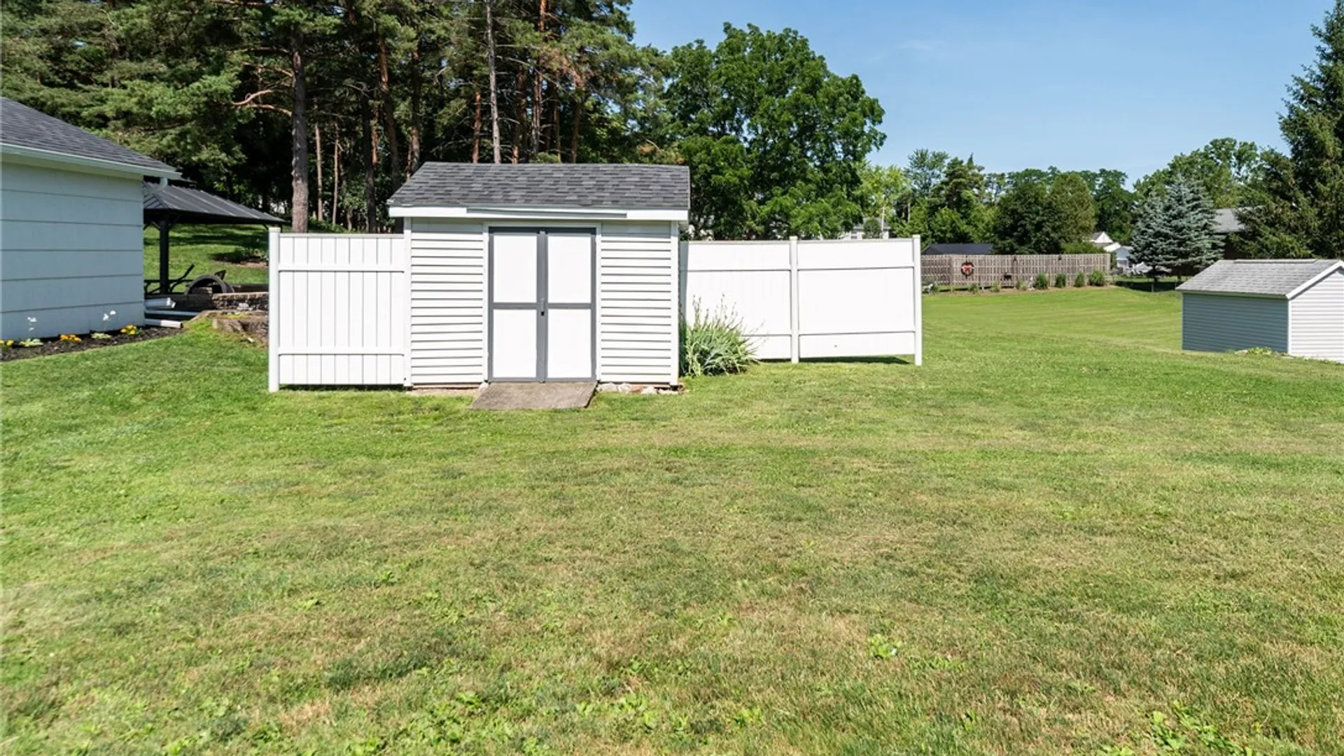 Property at 10 Dewey Avenue, Batavia City, NY 14020 24