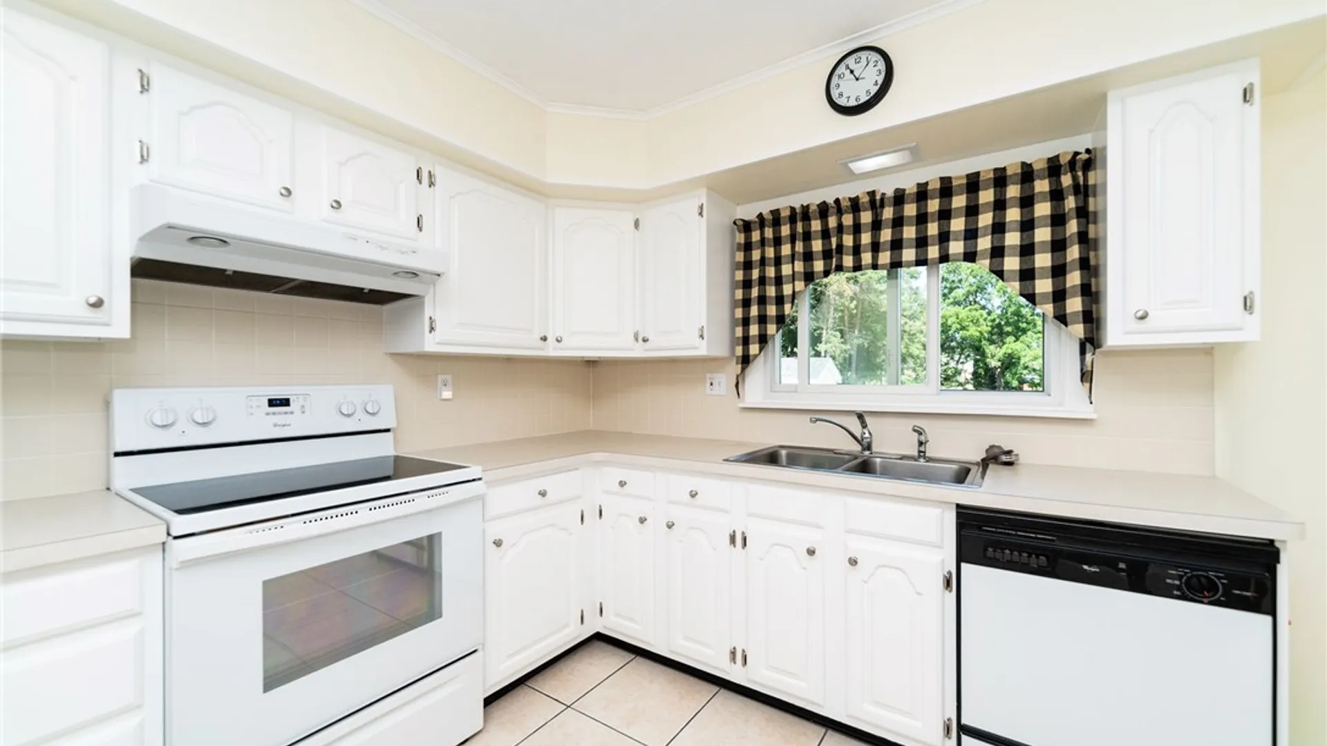 Property at 10 Dewey Avenue, Batavia City, NY 14020 6