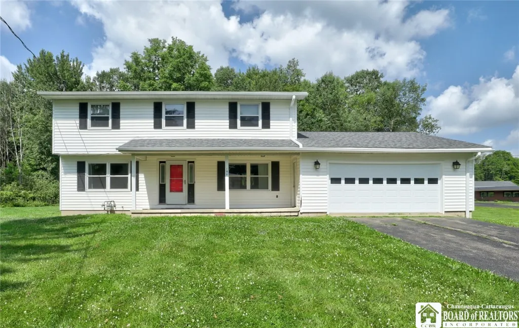 Property at 190 Shadyside Avenue, Busti, NY 14750