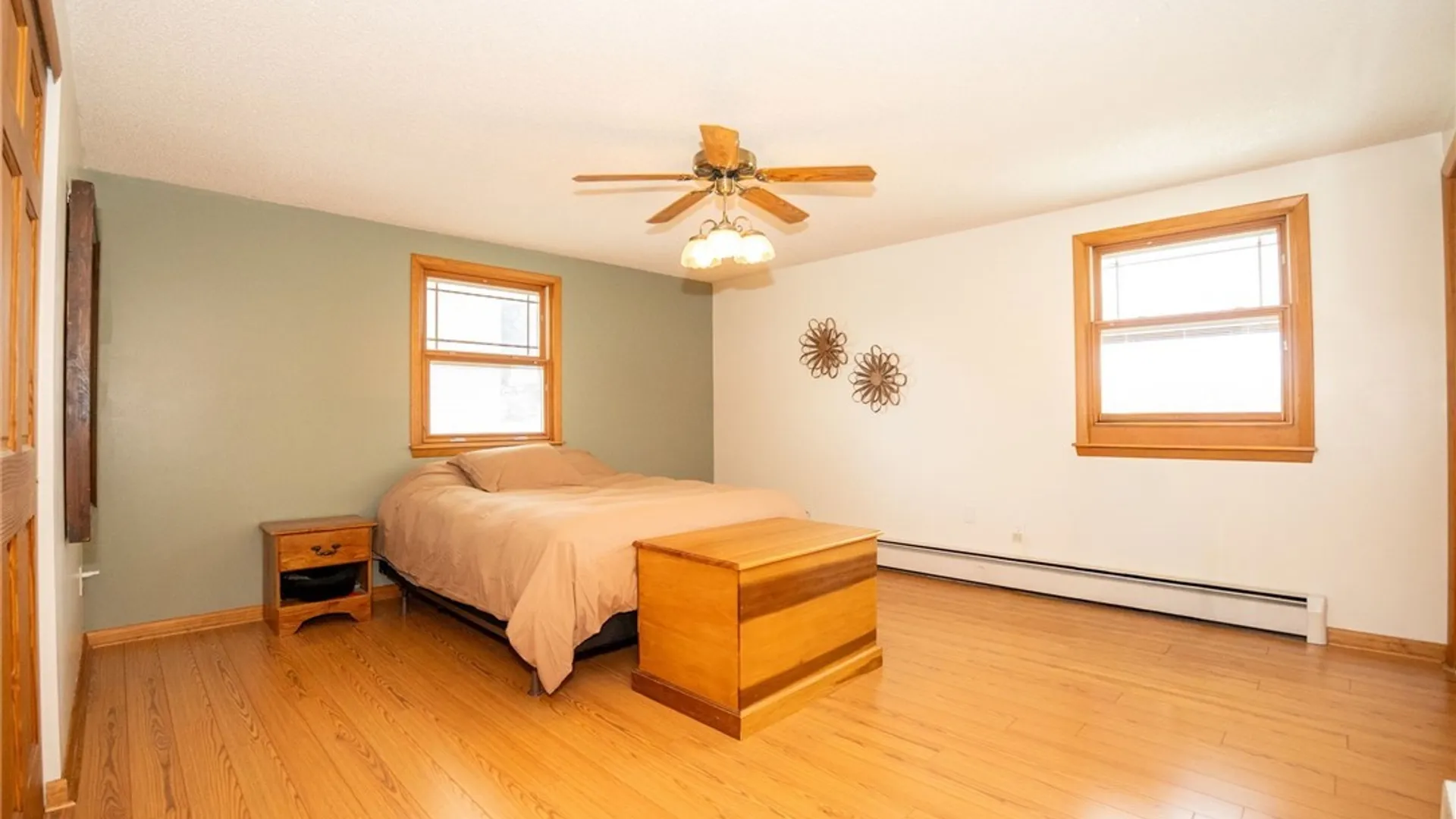 Property at 30 Morgott Avenue, West Seneca, NY 14224 14