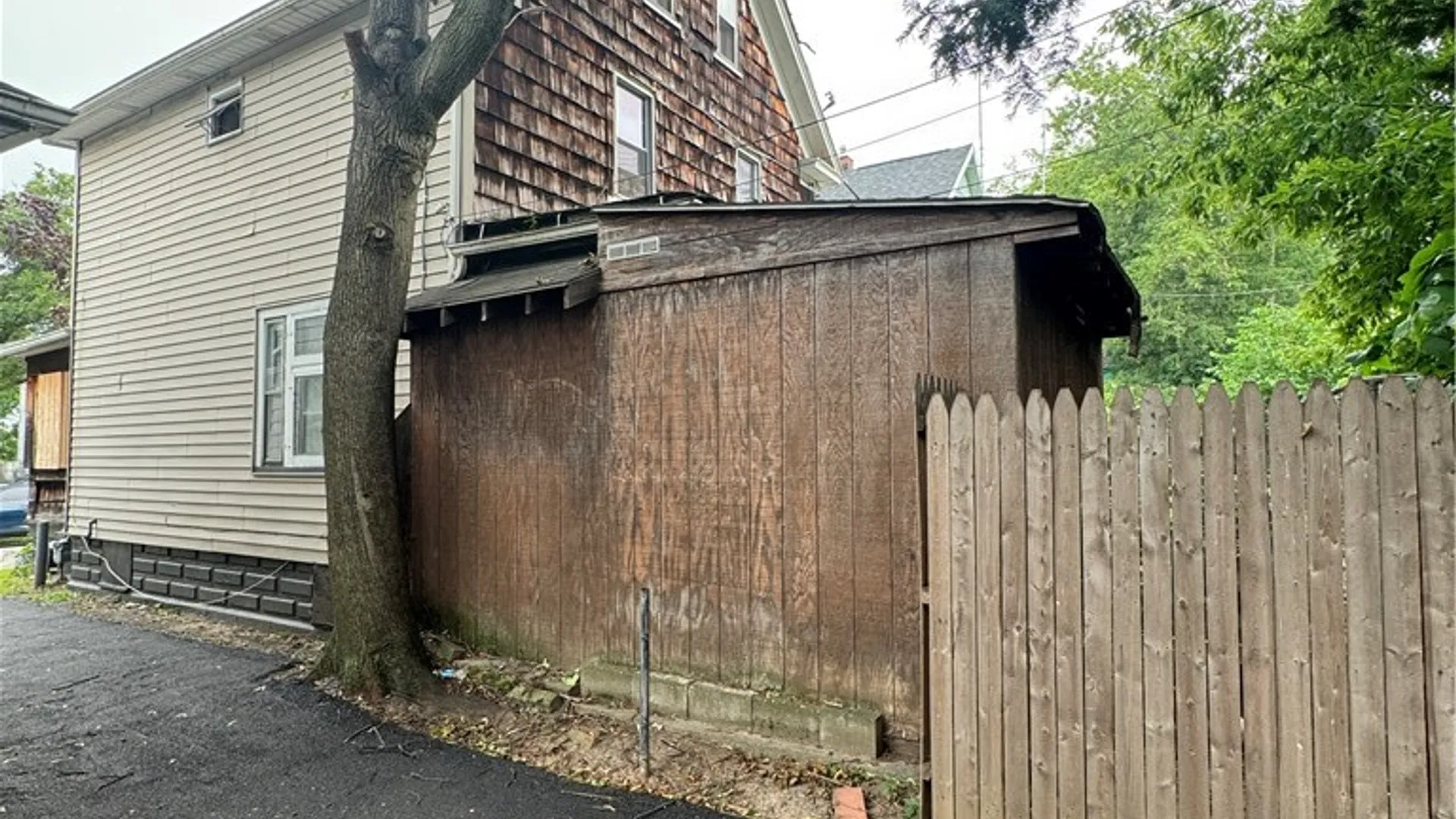 Property at 205 Roycroft Drive, Rochester, NY 14621 5