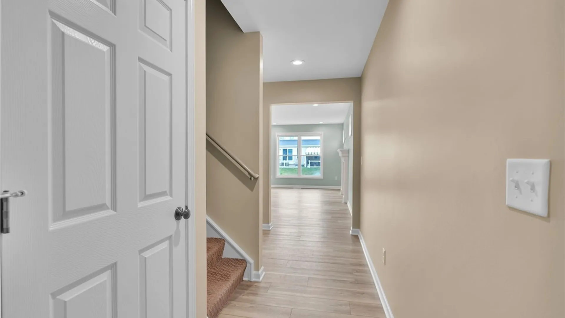Property at 902 Carriage Lane, West Seneca, NY 14224 10