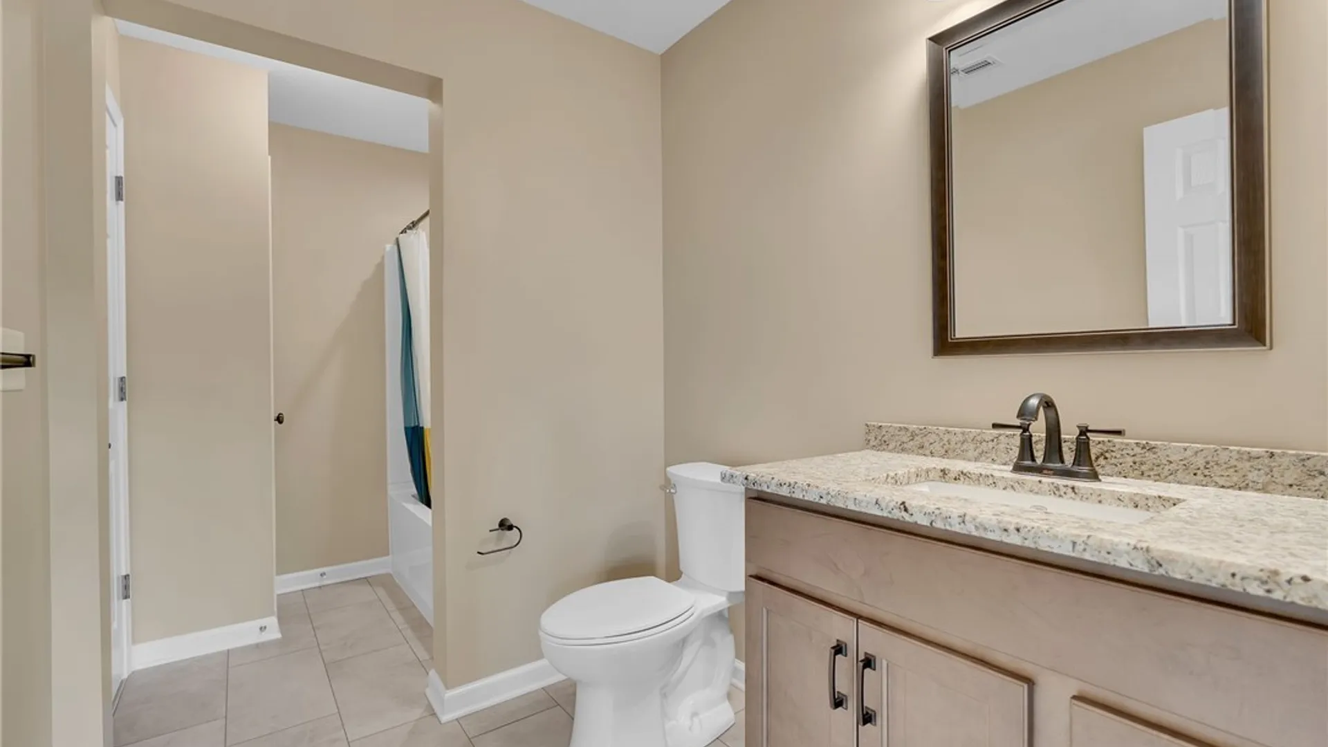 Property at 902 Carriage Lane, West Seneca, NY 14224 30