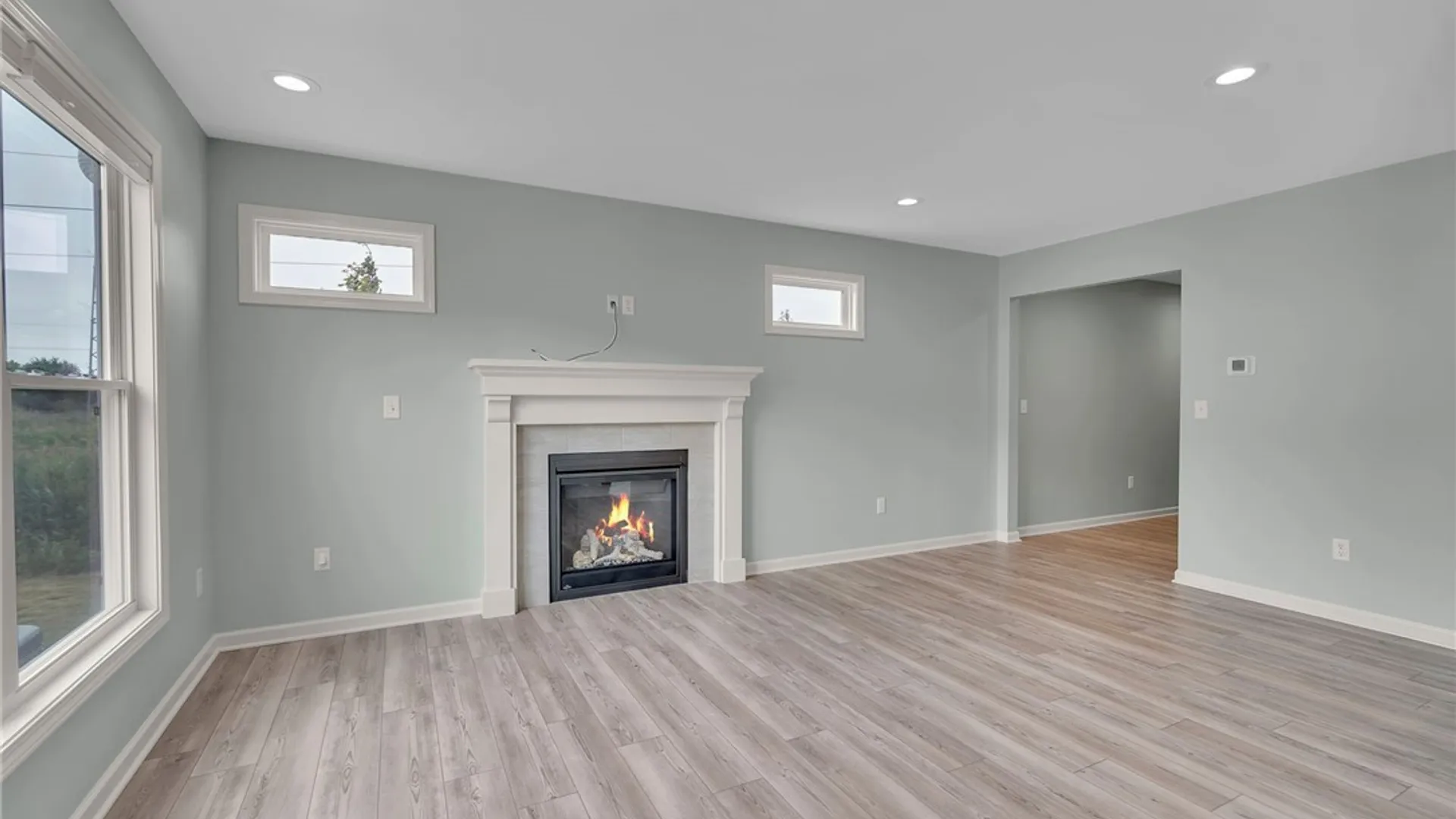 Property at 902 Carriage Lane, West Seneca, NY 14224 35
