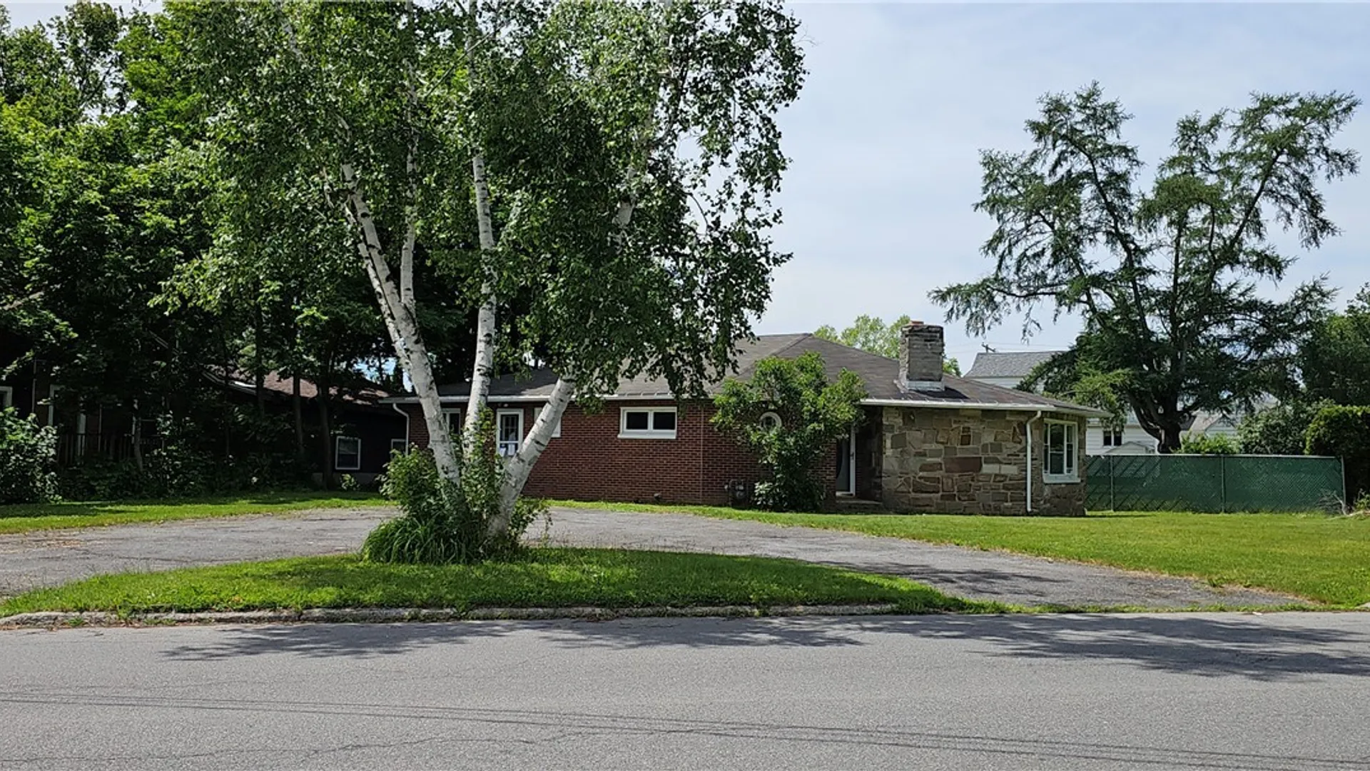 Property at 606 E Linden Street, Rome, NY 13440 2
