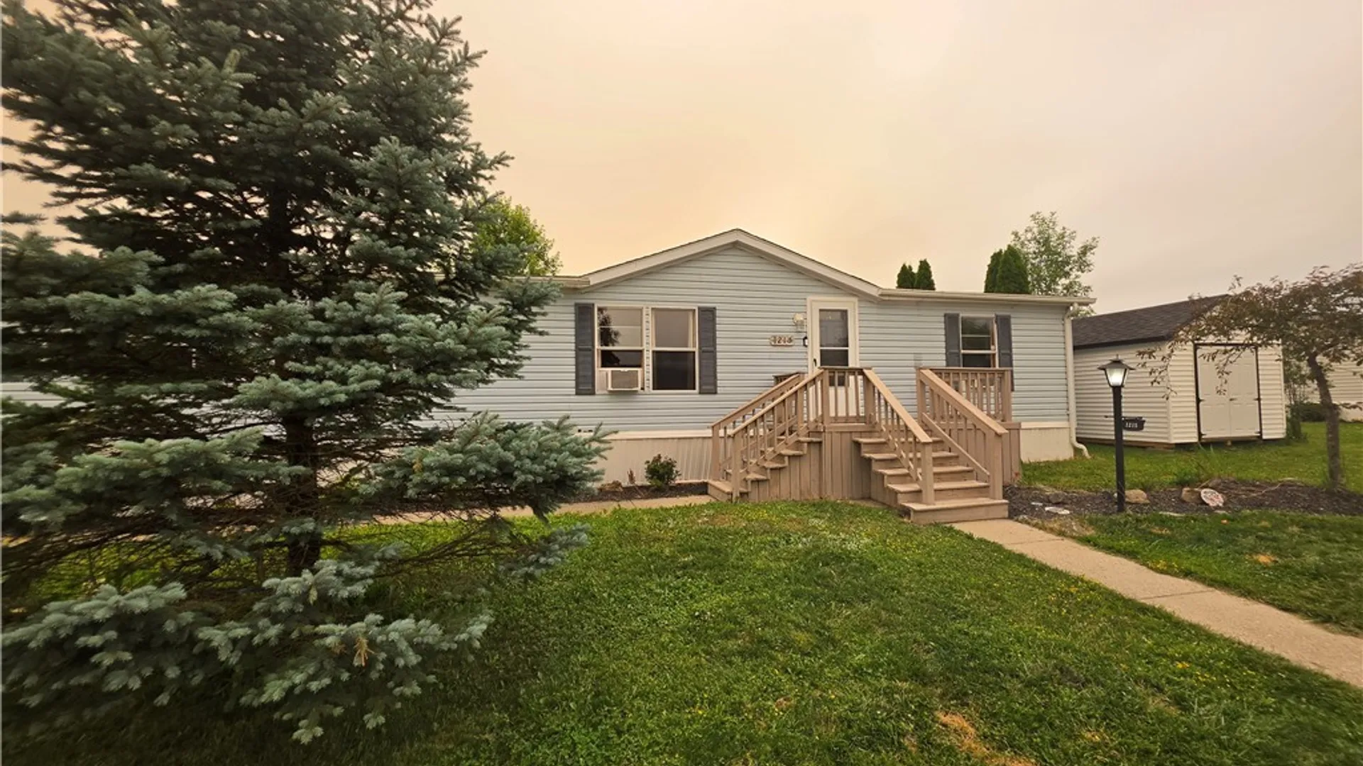 Property at 1215 Ridgewood Drive, Lockport Town, NY 14094 3
