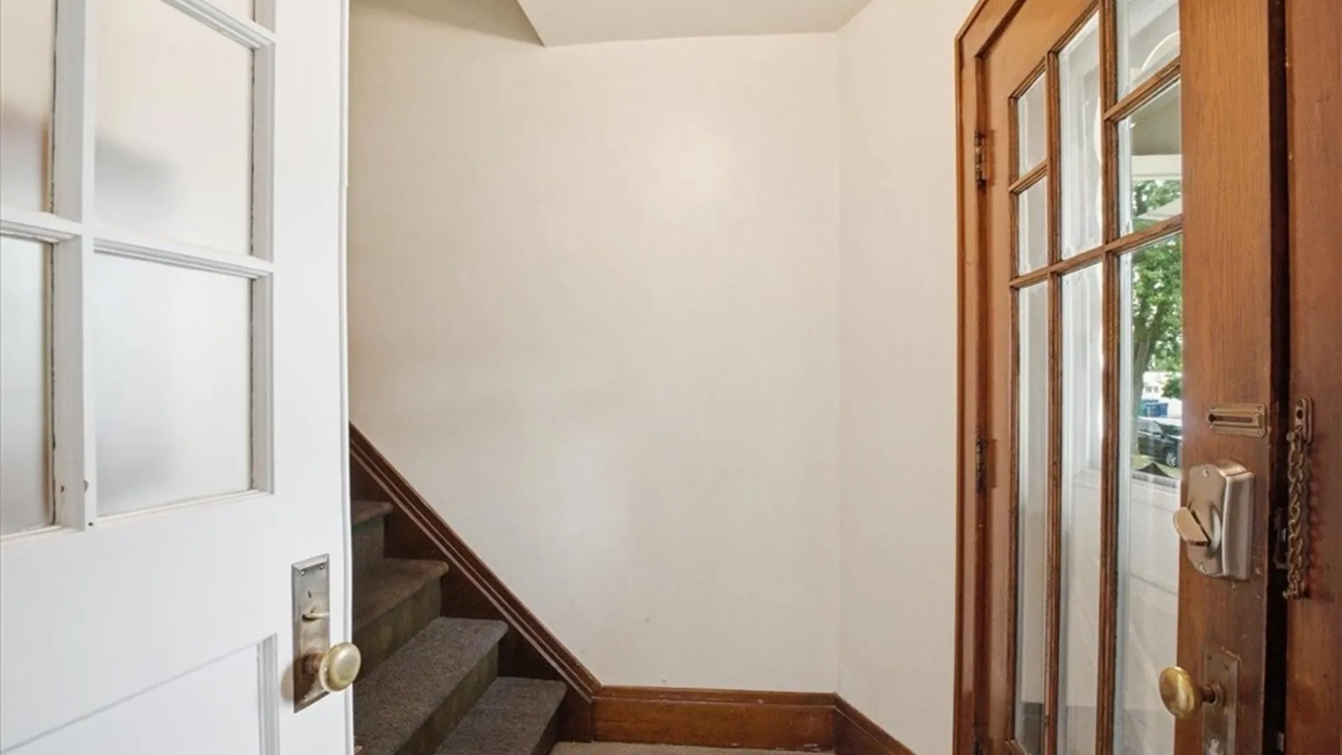 Property at 446 Linden Avenue, Buffalo, NY 14216 4
