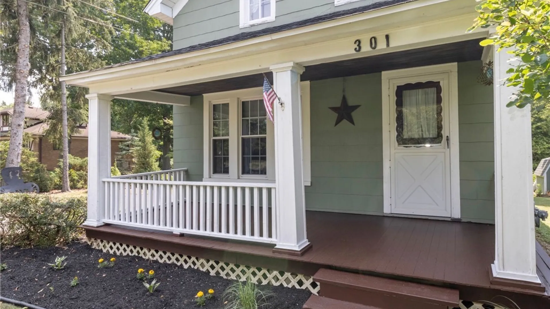 Property at 301 Bennett Road, Cheektowaga, NY 14227 3