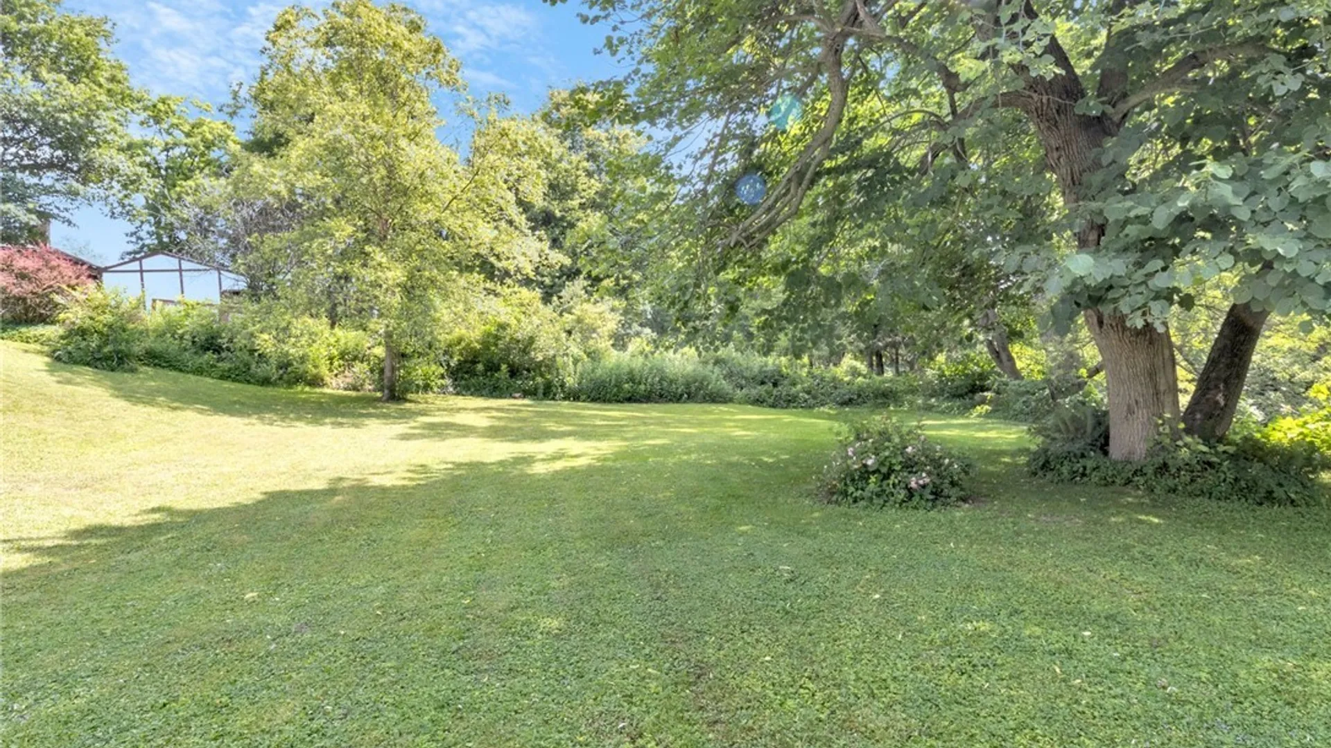 Property at 301 Bennett Road, Cheektowaga, NY 14227 11