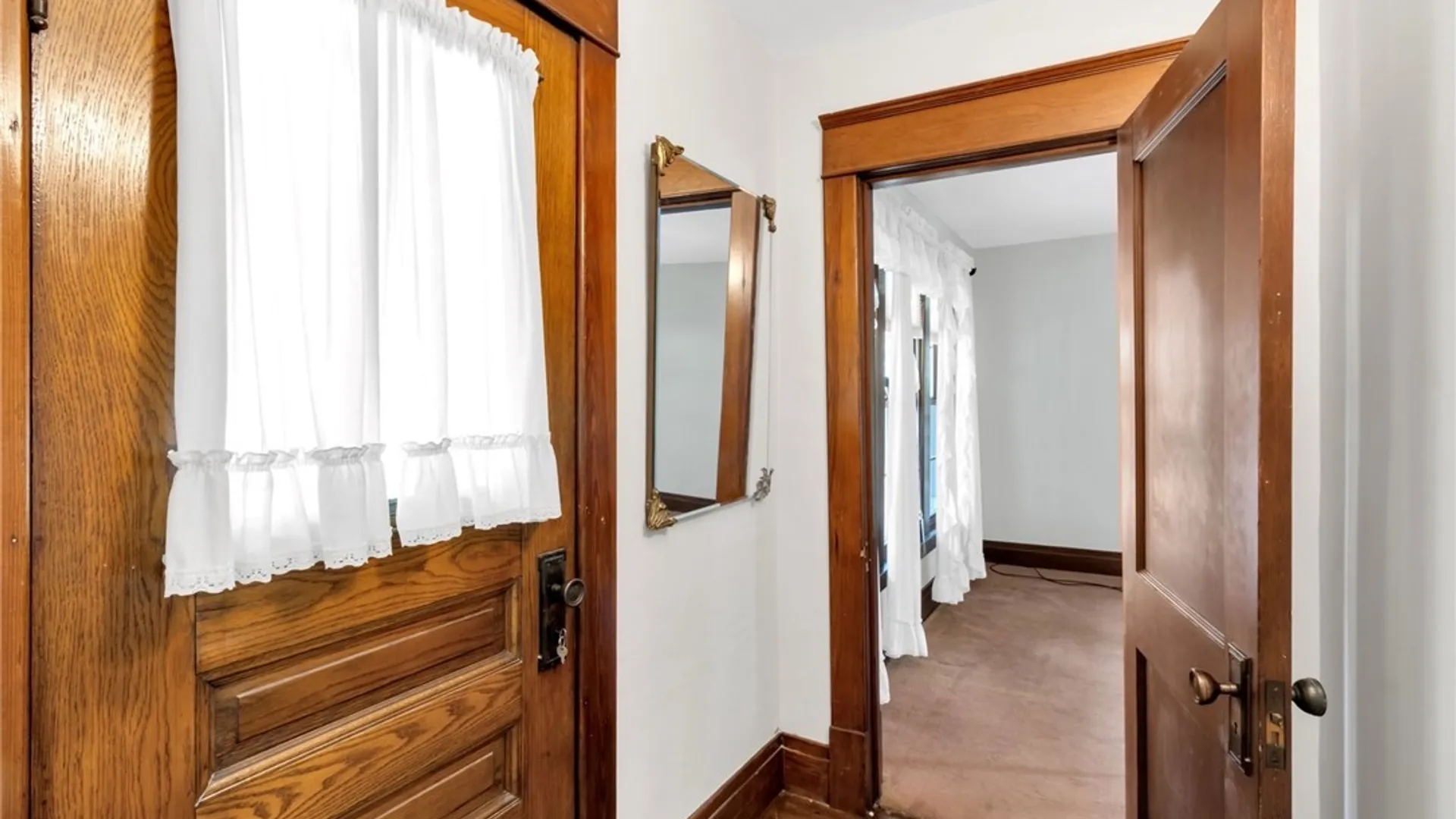 Property at 301 Bennett Road, Cheektowaga, NY 14227 16