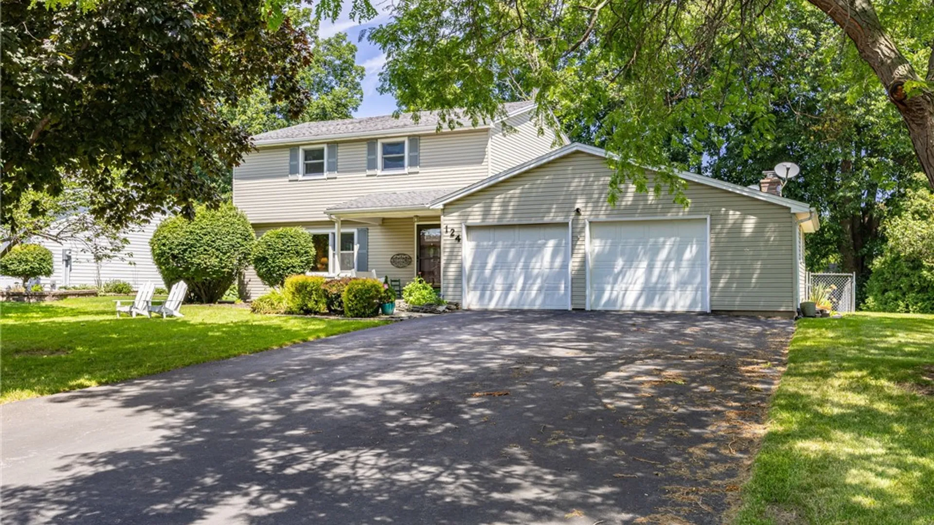 Property at 124 Long Park Drive, Greece, NY 14612 7