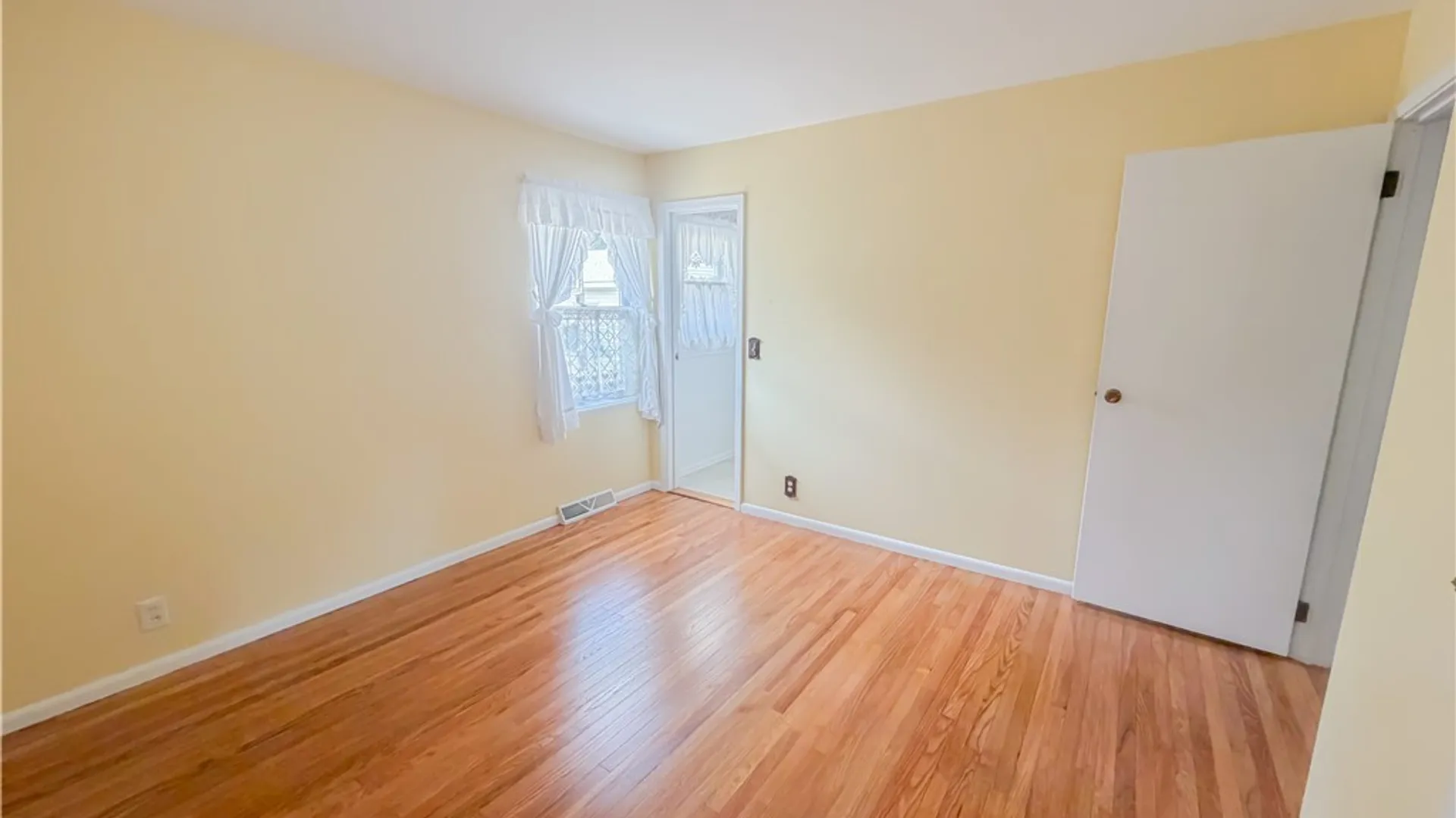 Property at 7 Swan Street, Hanover, NY 14062 14