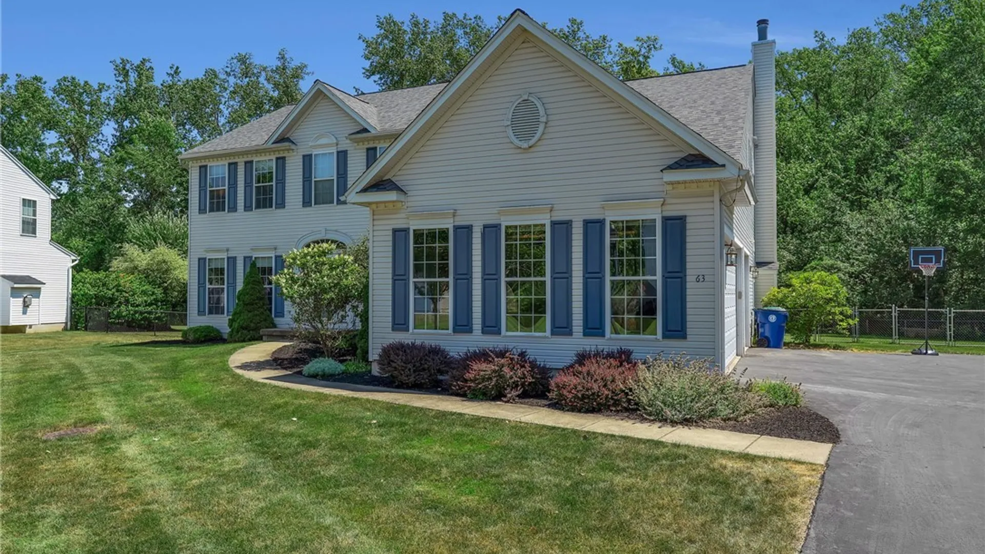 Property at 63 Levin Lane, Amherst, NY 14051 3