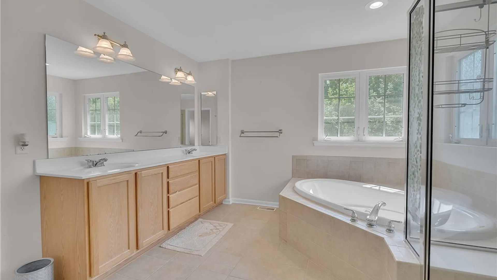 Property at 63 Levin Lane, Amherst, NY 14051 30