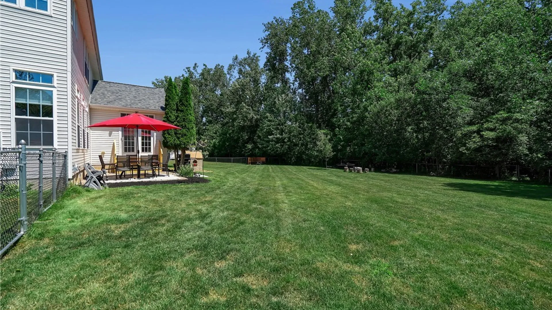Property at 63 Levin Lane, Amherst, NY 14051 43