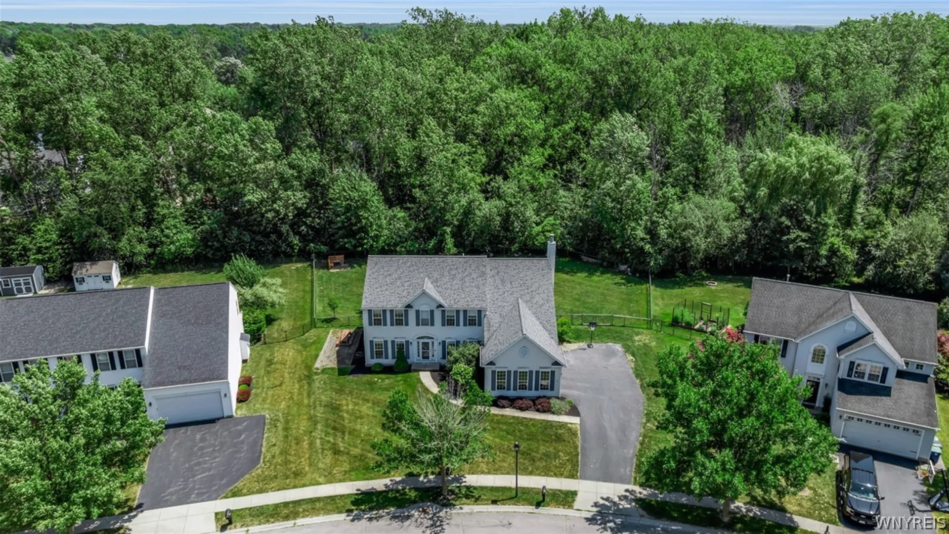 Property at 63 Levin Lane, Amherst, NY 14051 46