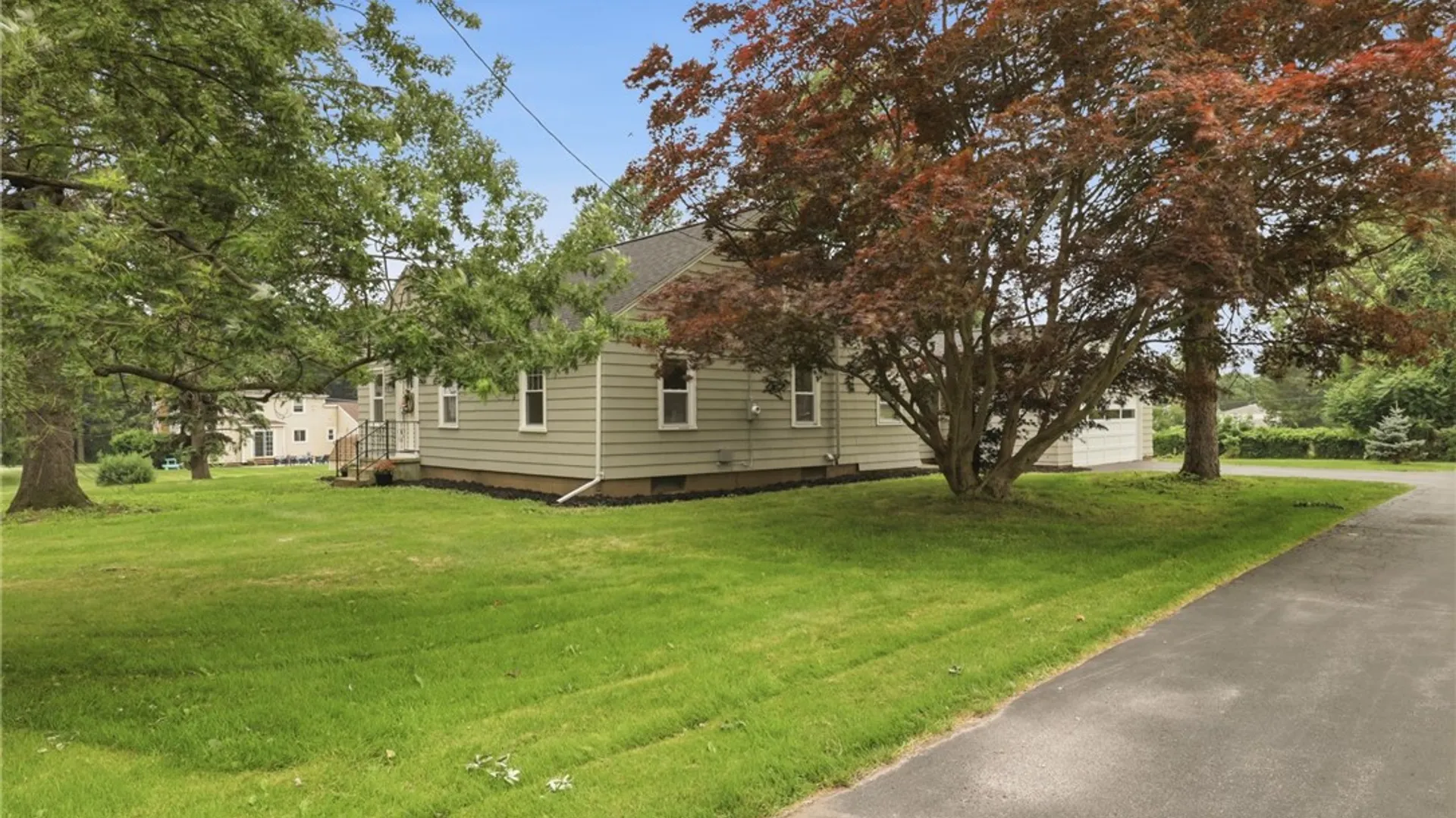 Property at 1505 Creek Street, Penfield, NY 14625 3