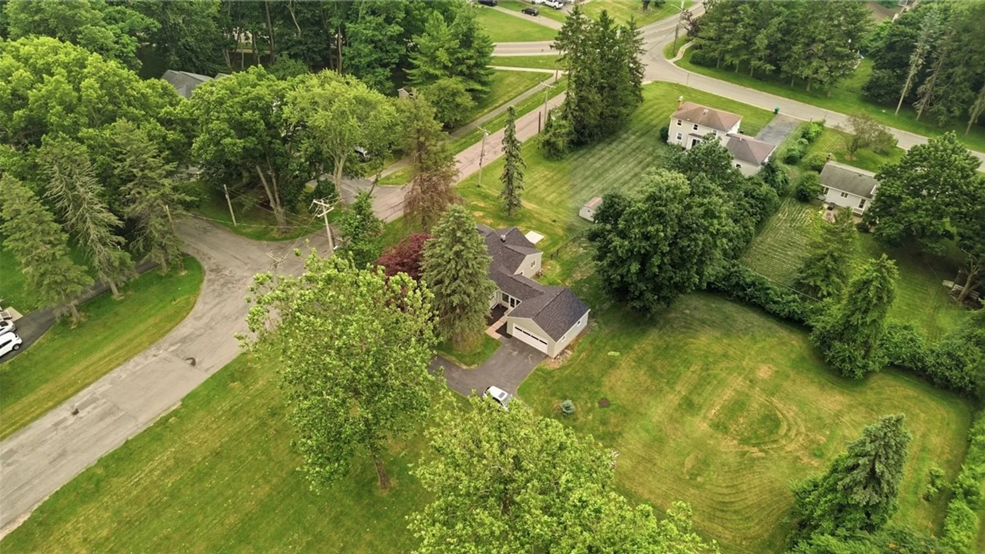 Property at 1505 Creek Street, Penfield, NY 14625 43