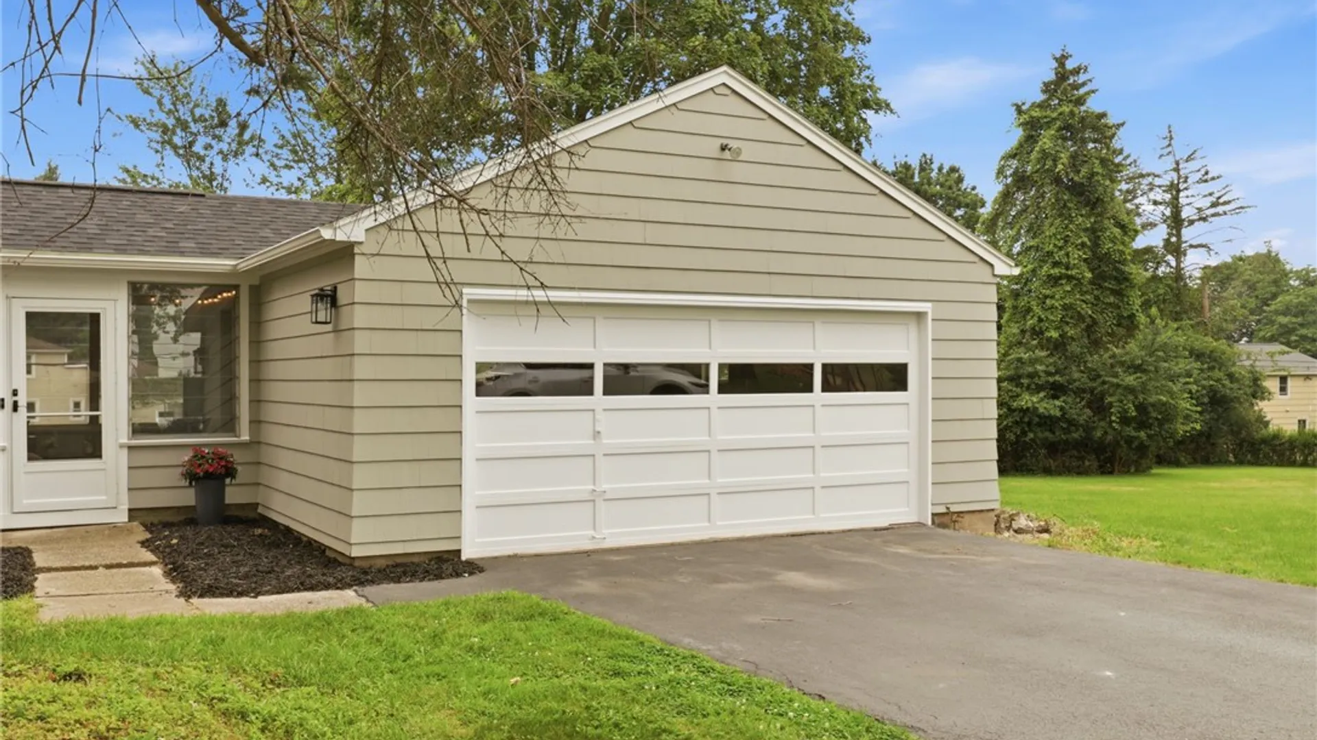 Property at 1505 Creek Street, Penfield, NY 14625 5