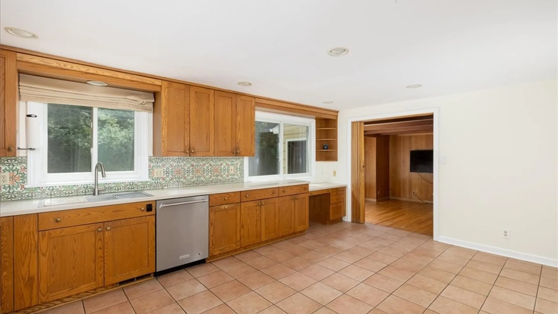 Property at 181 Halwill AKA 40 Parkledge Drive, Amherst, NY 14226 19