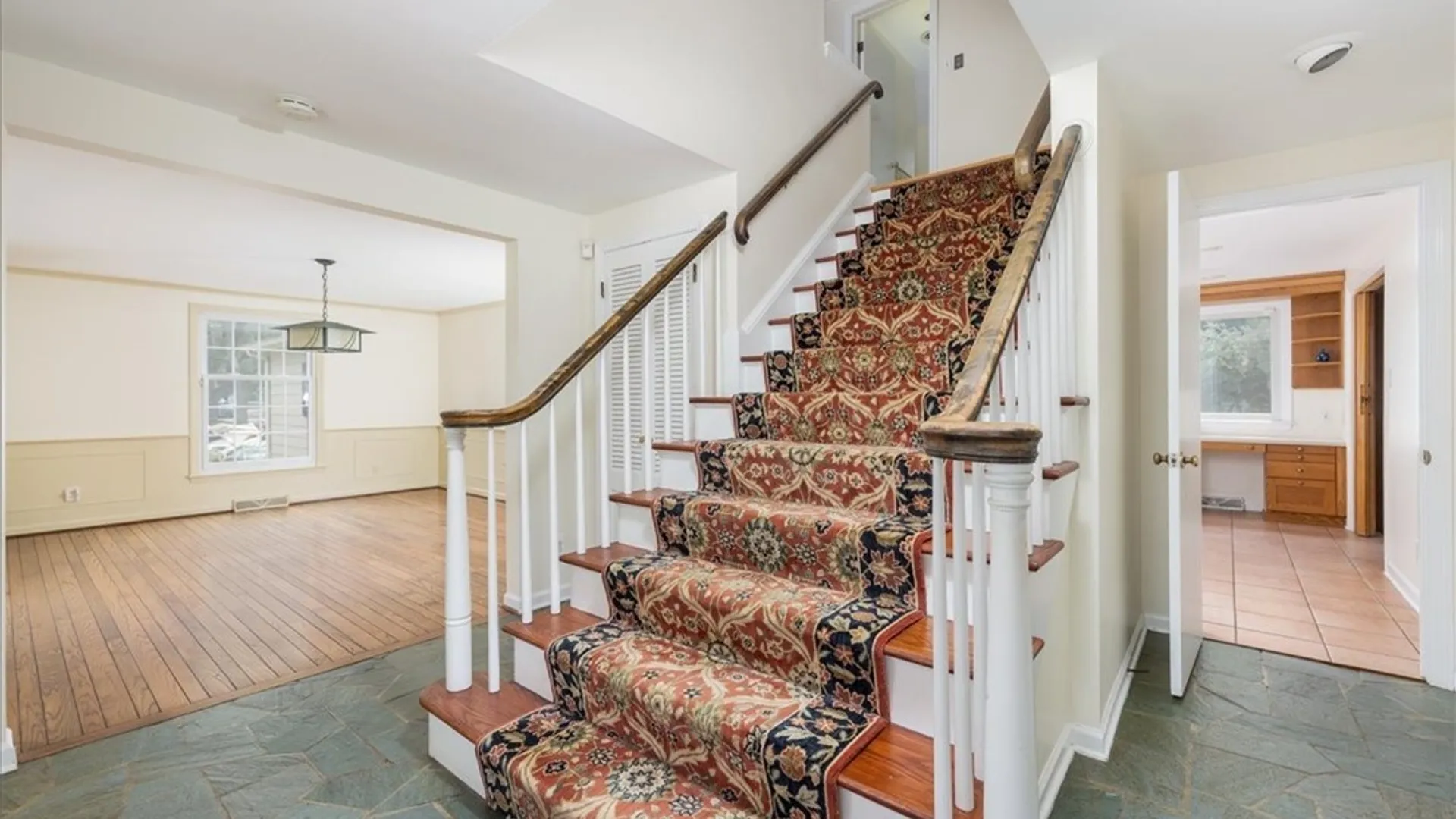 Property at 181 Halwill AKA 40 Parkledge Drive, Amherst, NY 14226 10