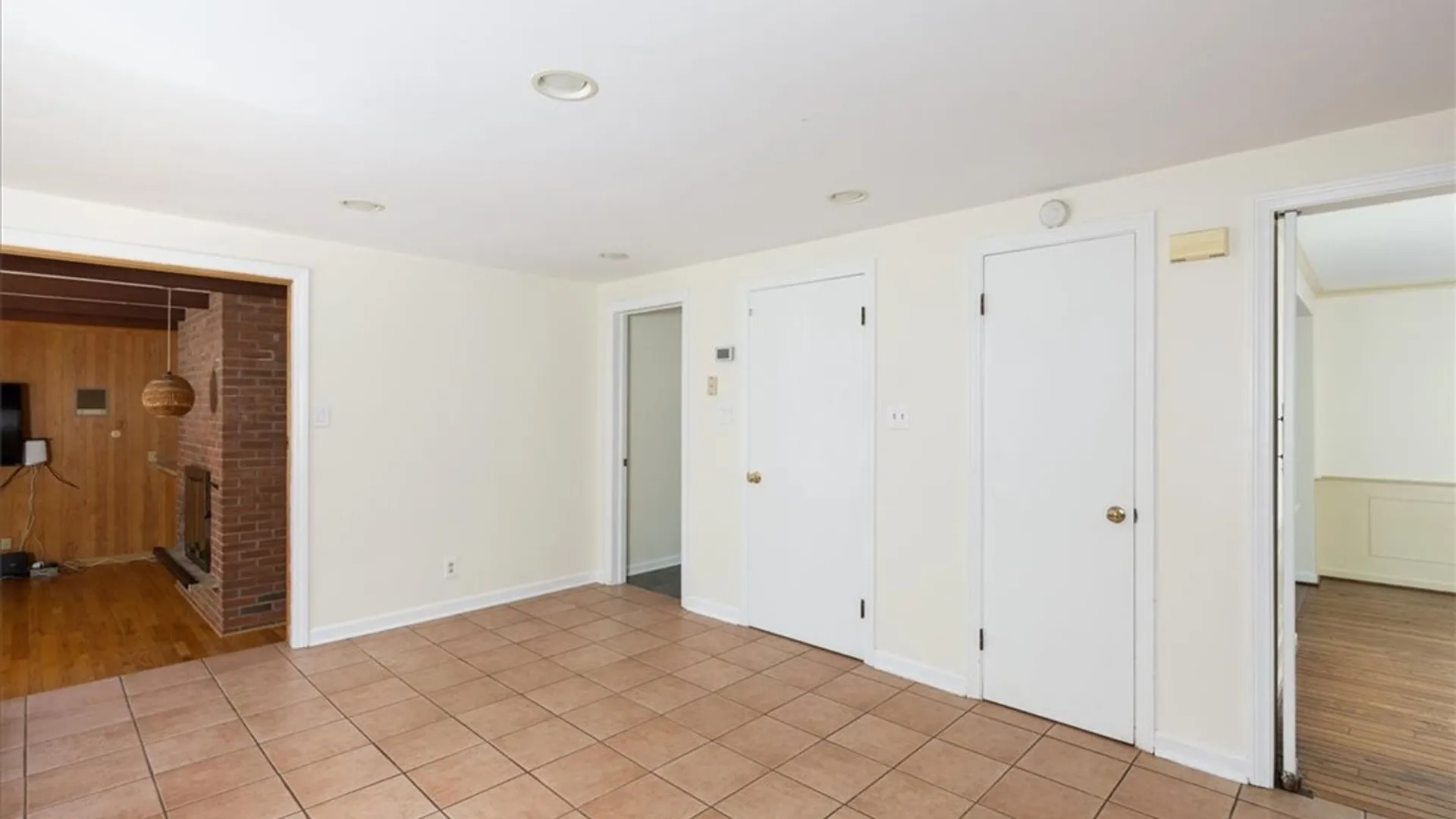 Property at 181 Halwill AKA 40 Parkledge Drive, Amherst, NY 14226 21