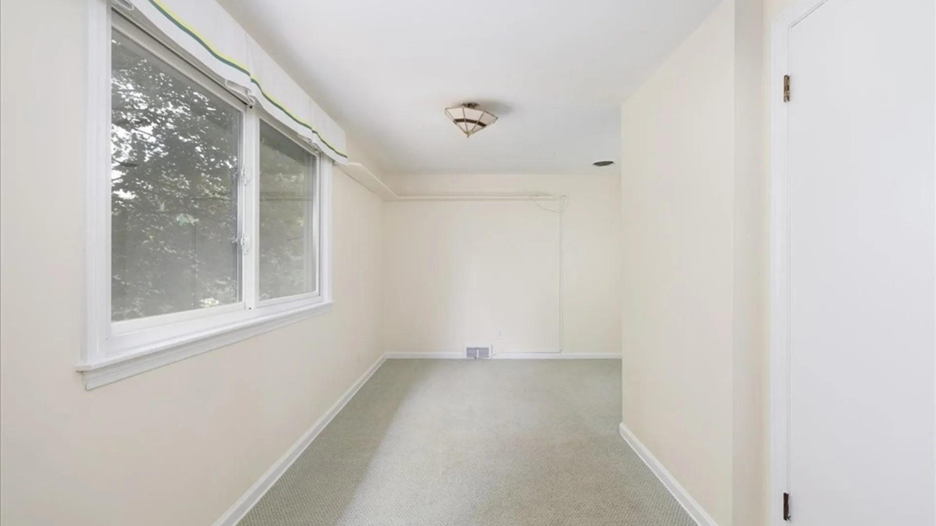 Property at 181 Halwill AKA 40 Parkledge Drive, Amherst, NY 14226 37