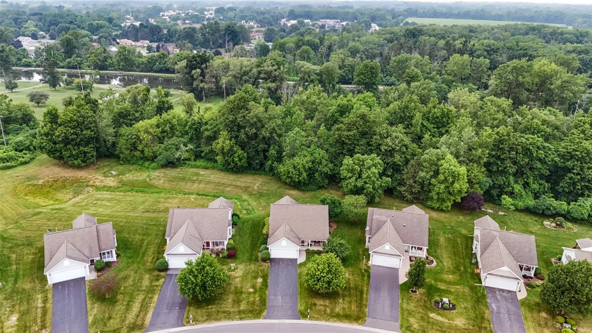 Property at 81 Glenn Hvn, Ogden, NY 14559 44