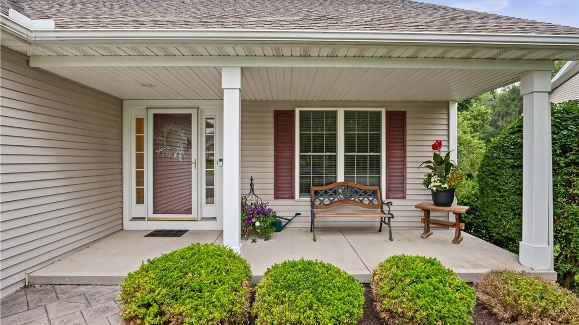 Property at 81 Glenn Hvn, Ogden, NY 14559 5
