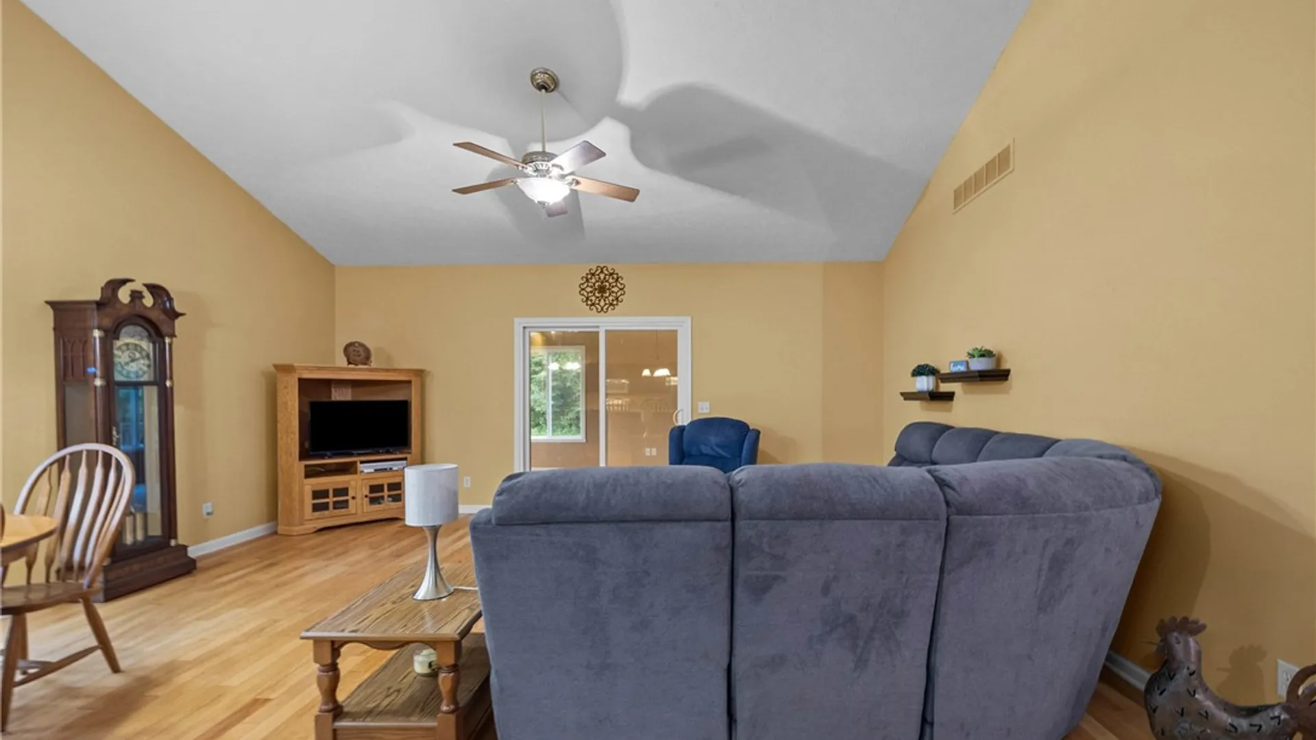 Property at 81 Glenn Hvn, Ogden, NY 14559 21
