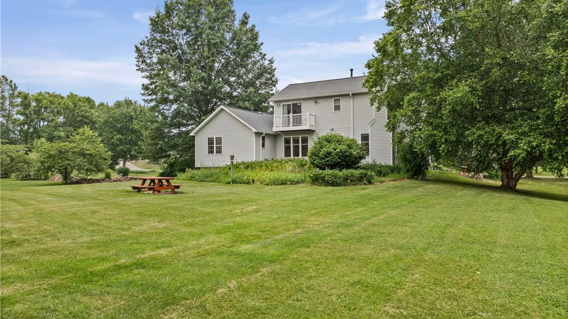 Property at 8 Summer Ridge Circle, Clarkson, NY 14420 42
