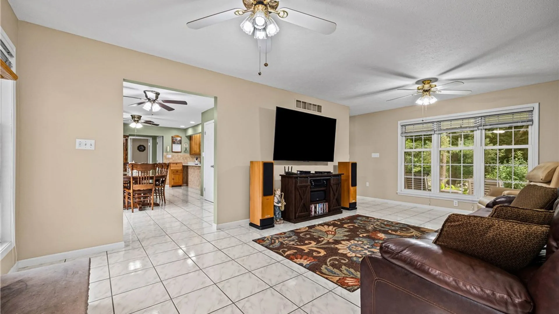 Property at 8 Summer Ridge Circle, Clarkson, NY 14420 6