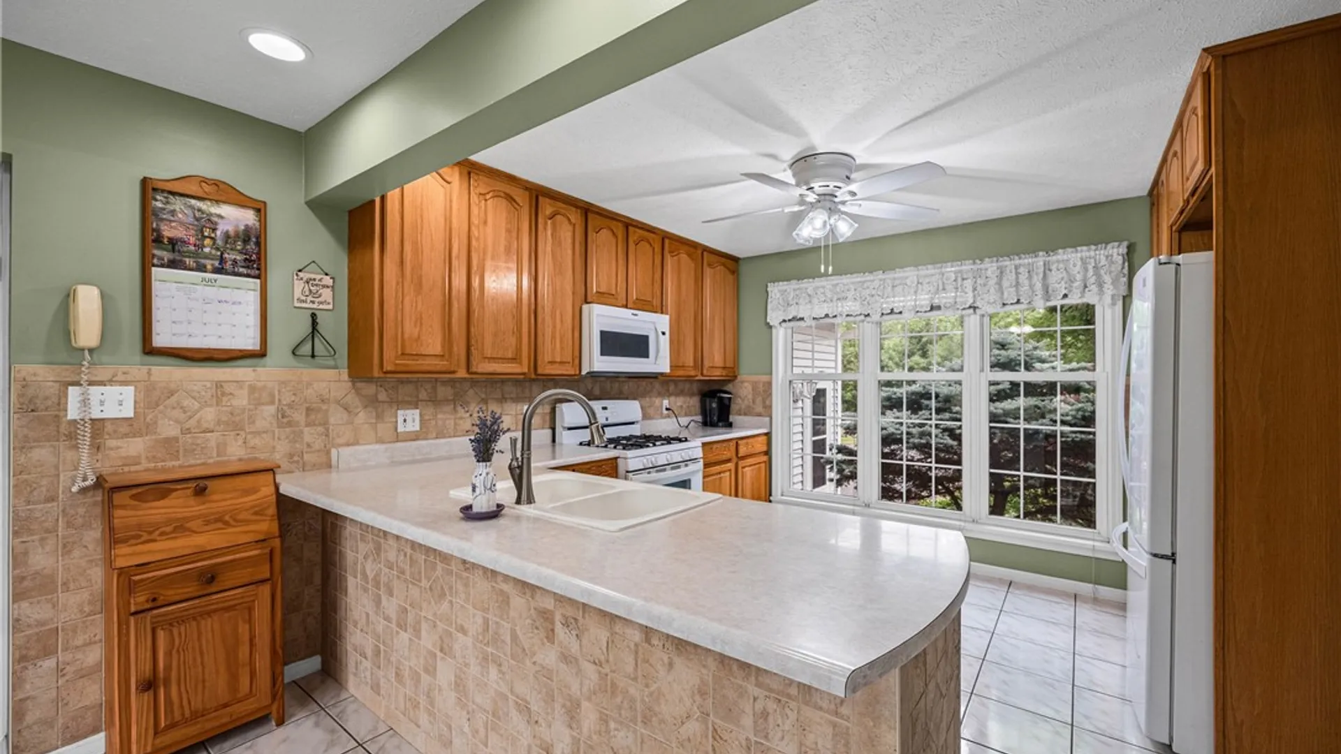 Property at 8 Summer Ridge Circle, Clarkson, NY 14420 11