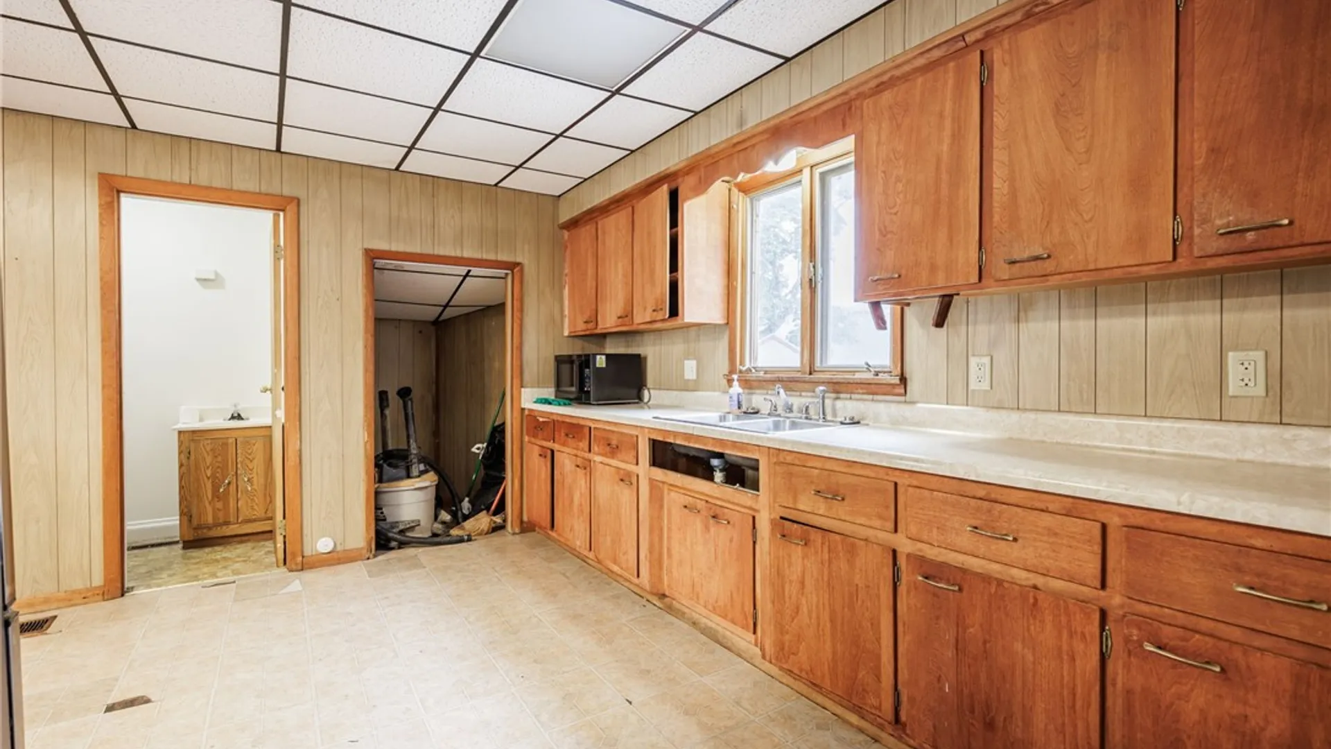 Property at 19 Depew Street, Rochester, NY 14611 8