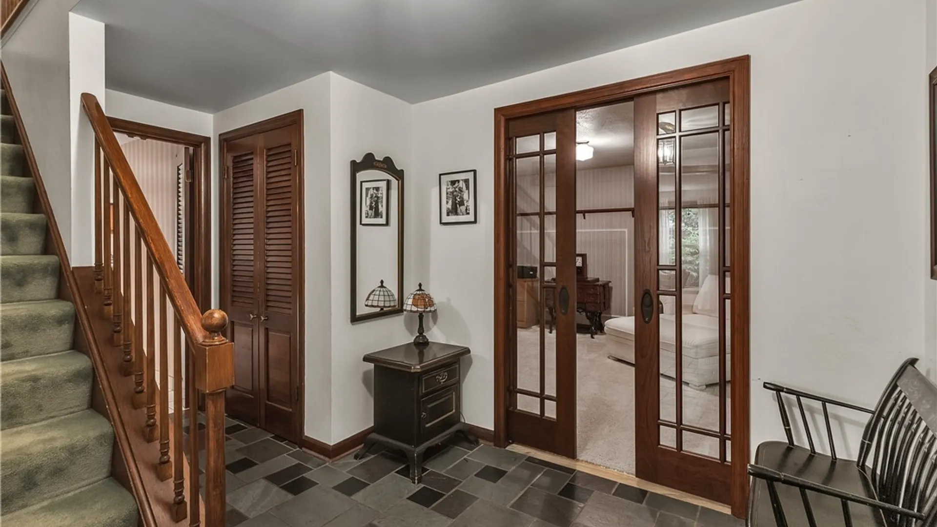 Property at 84 Carriage Cir, Amherst, NY 14221 2