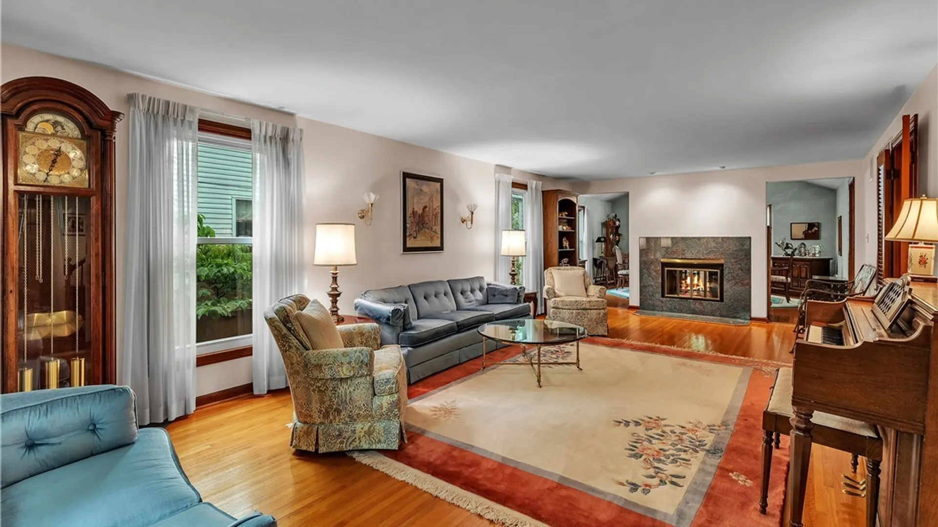 Property at 84 Carriage Cir, Amherst, NY 14221 4