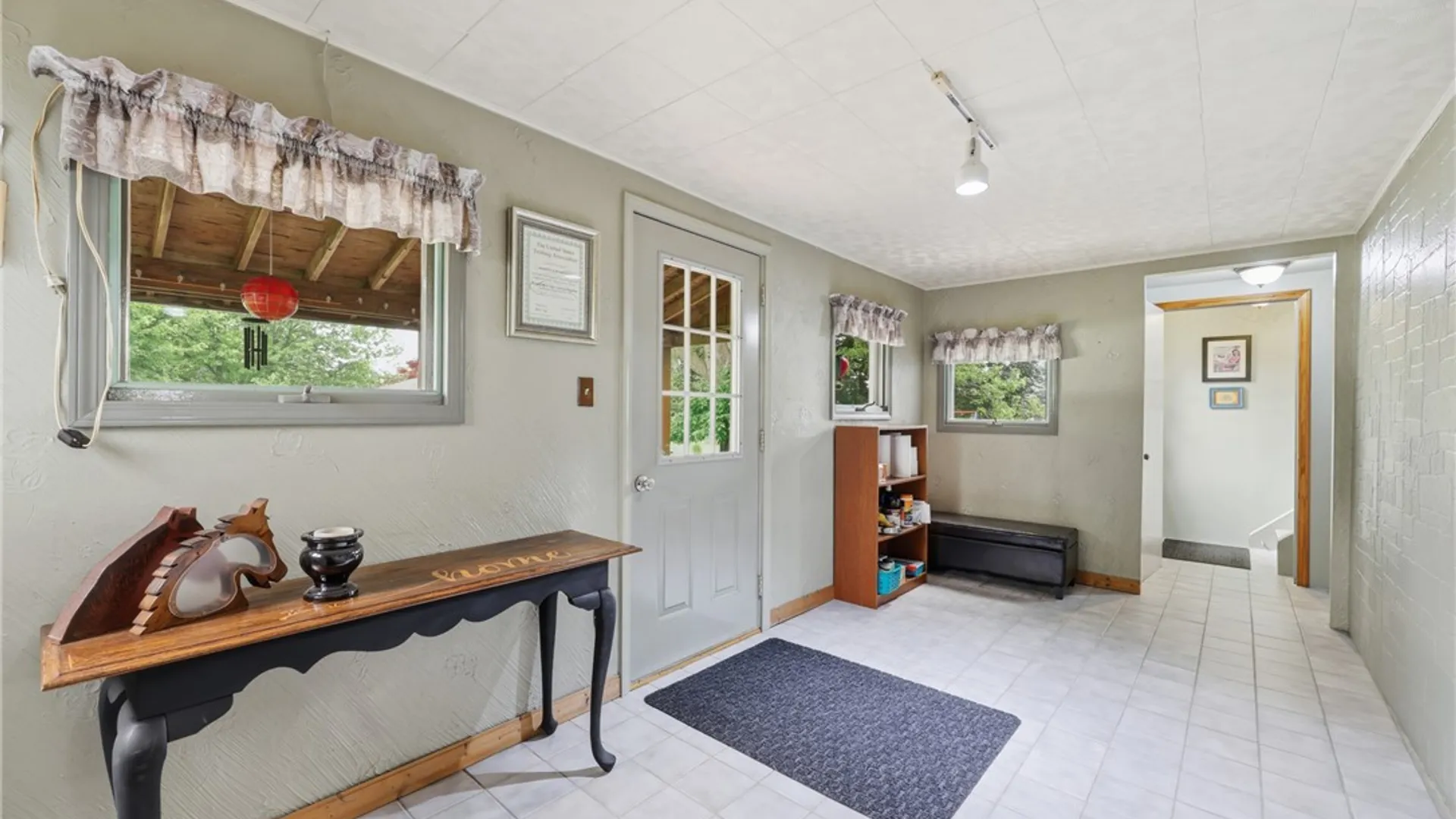 Property at 335 French Road, West Seneca, NY 14224 5