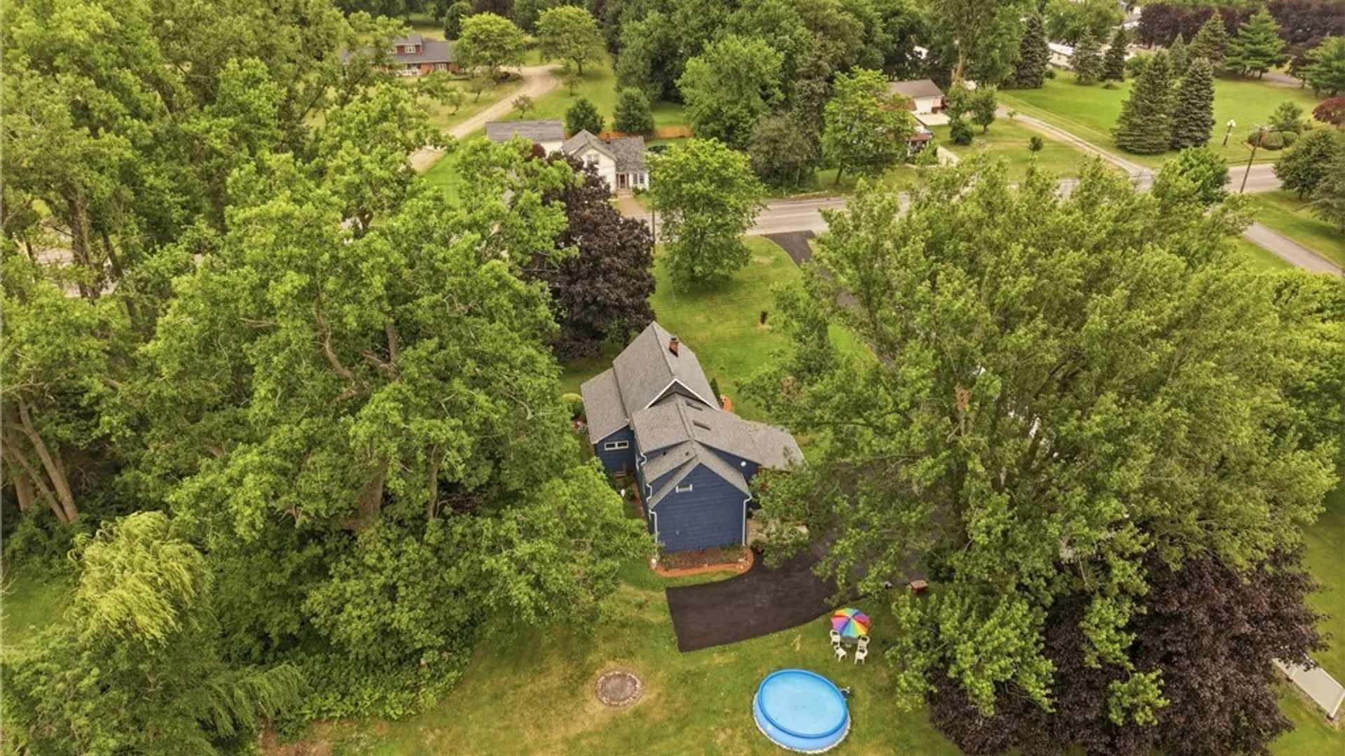 Property at 335 French Road, West Seneca, NY 14224 44