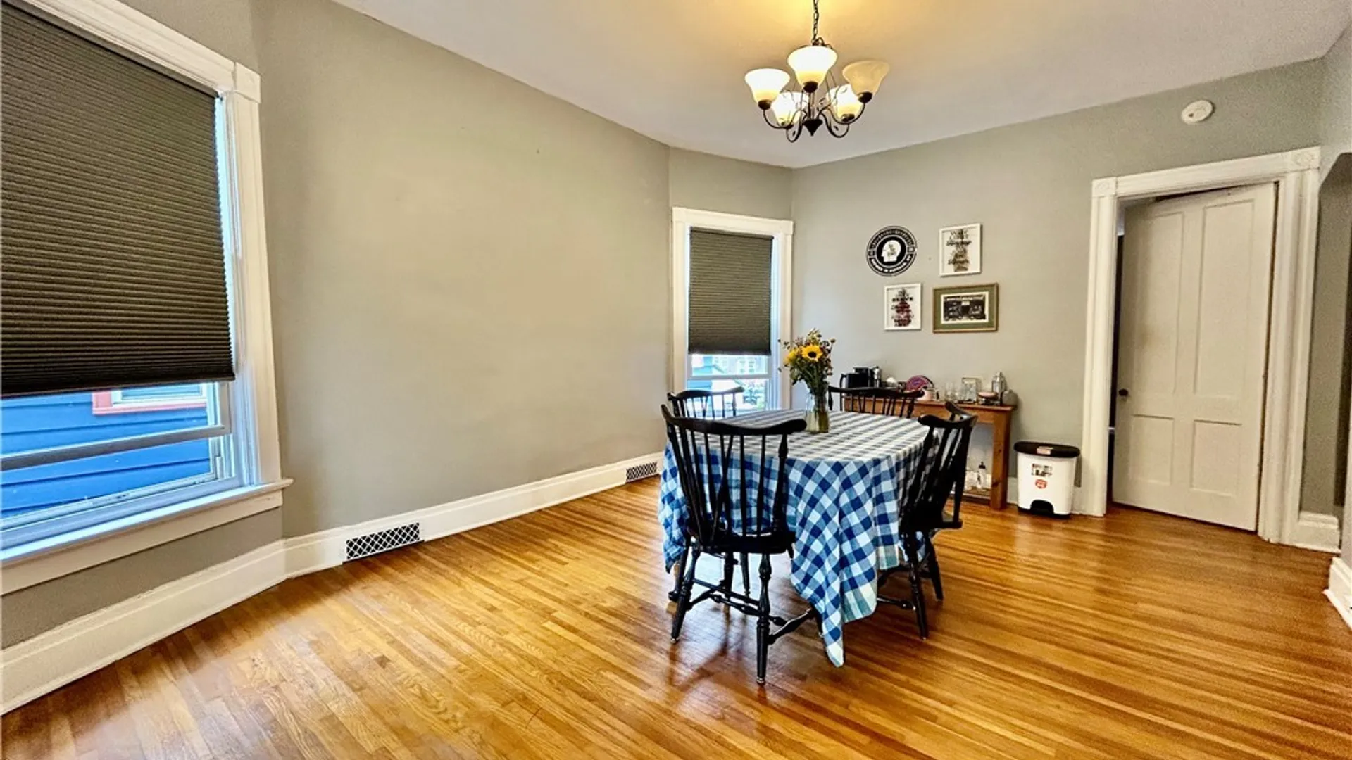 Property at 123 Highland Avenue, Buffalo, NY 14222 5