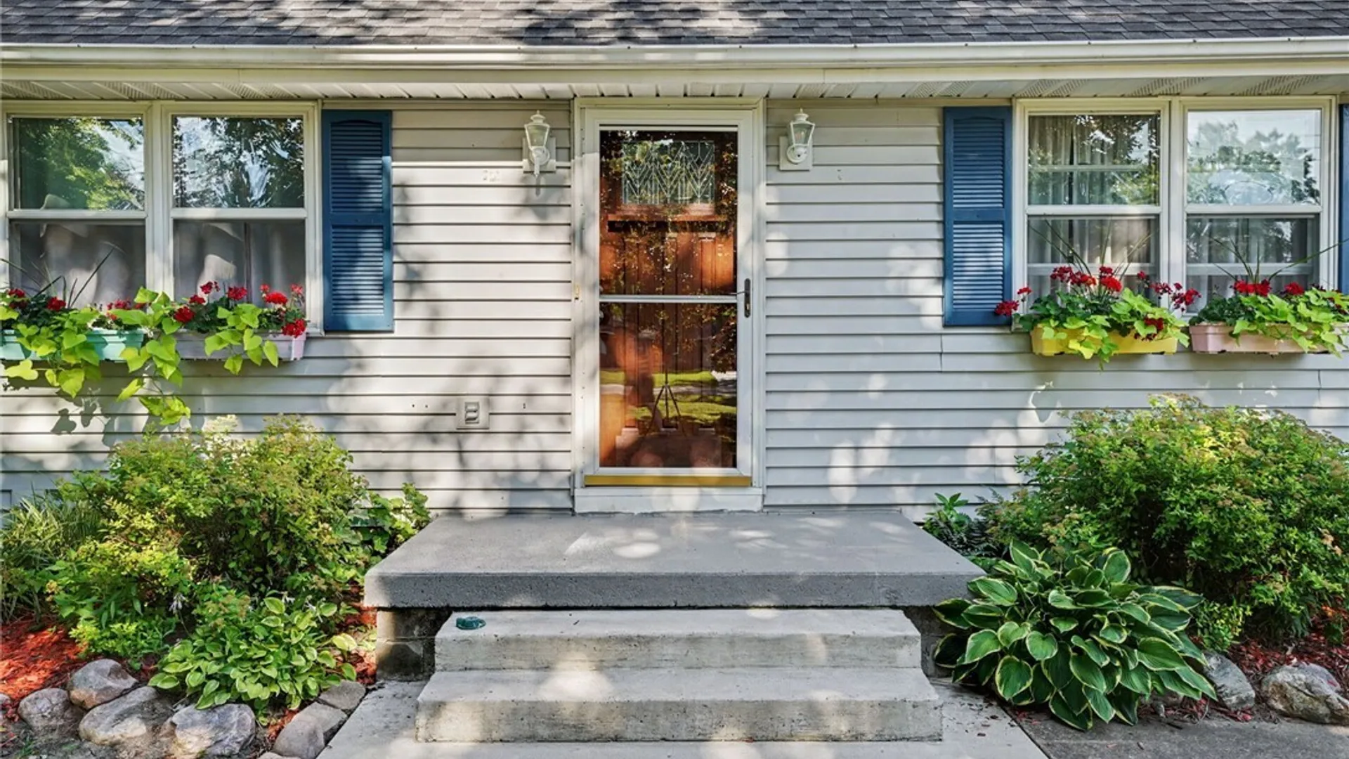 Property at 7157 Taylor Road, Boston, NY 14075 4