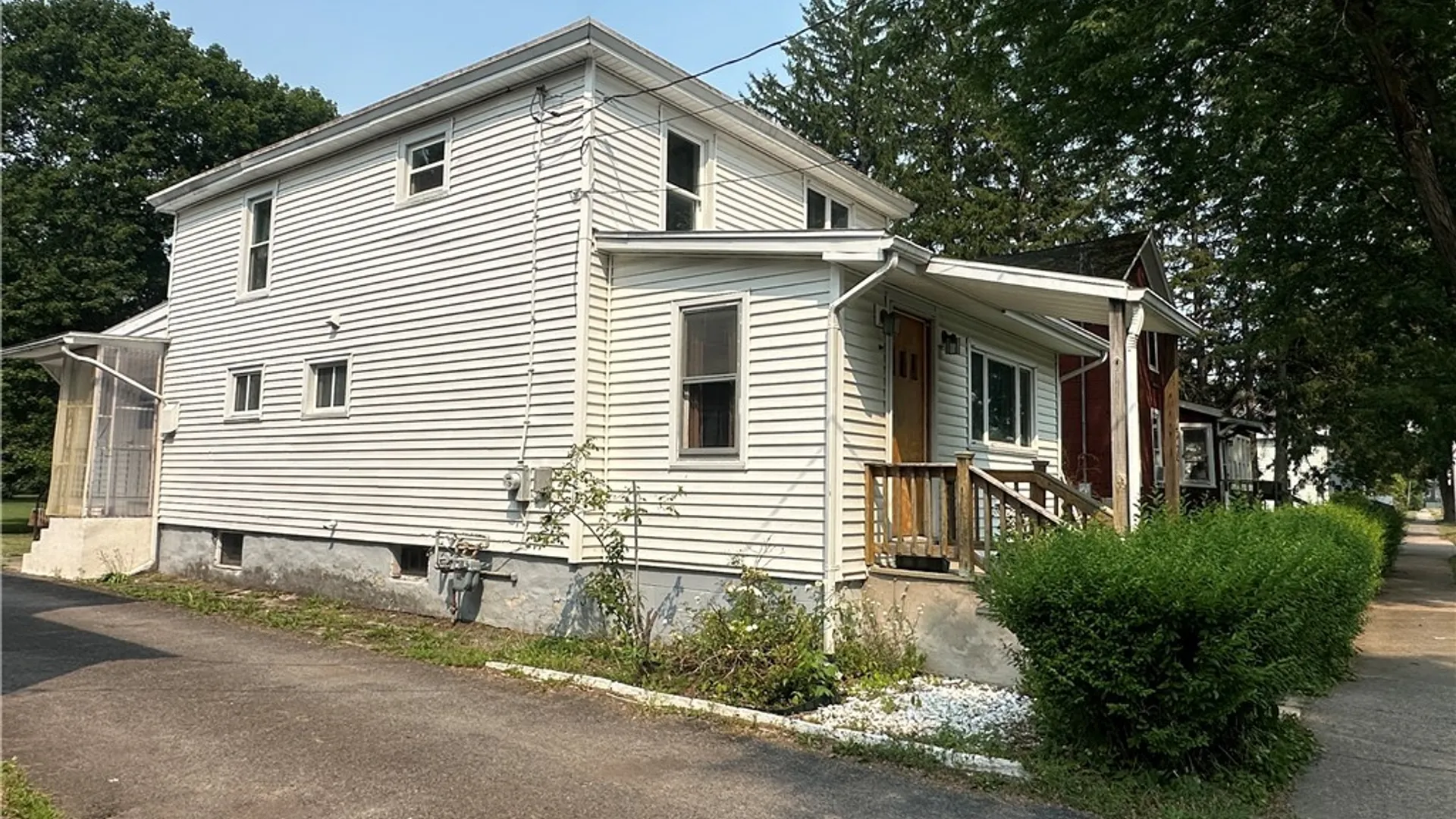 Property at 420 W Elm Street, Oneida, NY 13421 2
