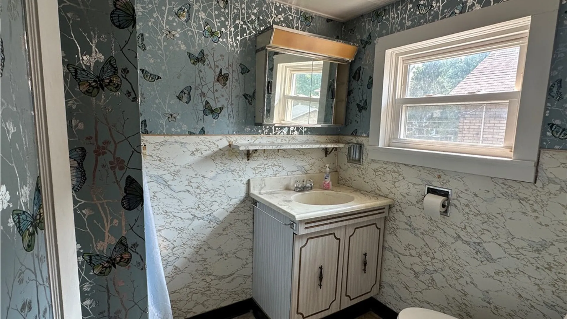 Property at 420 W Elm Street, Oneida, NY 13421 25